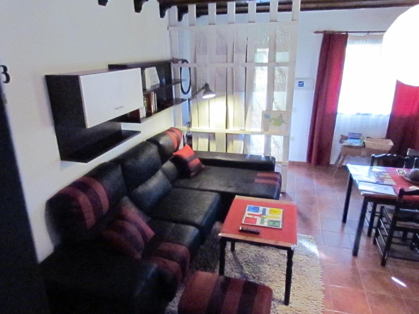 Apartment with Terrace - Photo 12