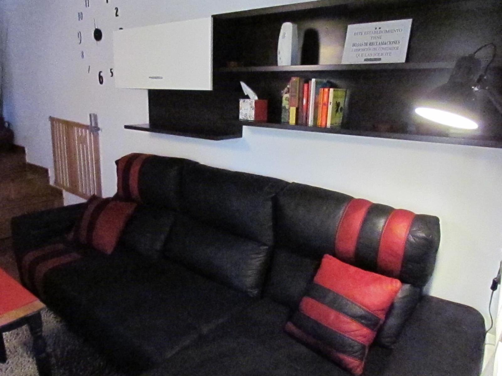 Apartment with Terrace - Photo 13