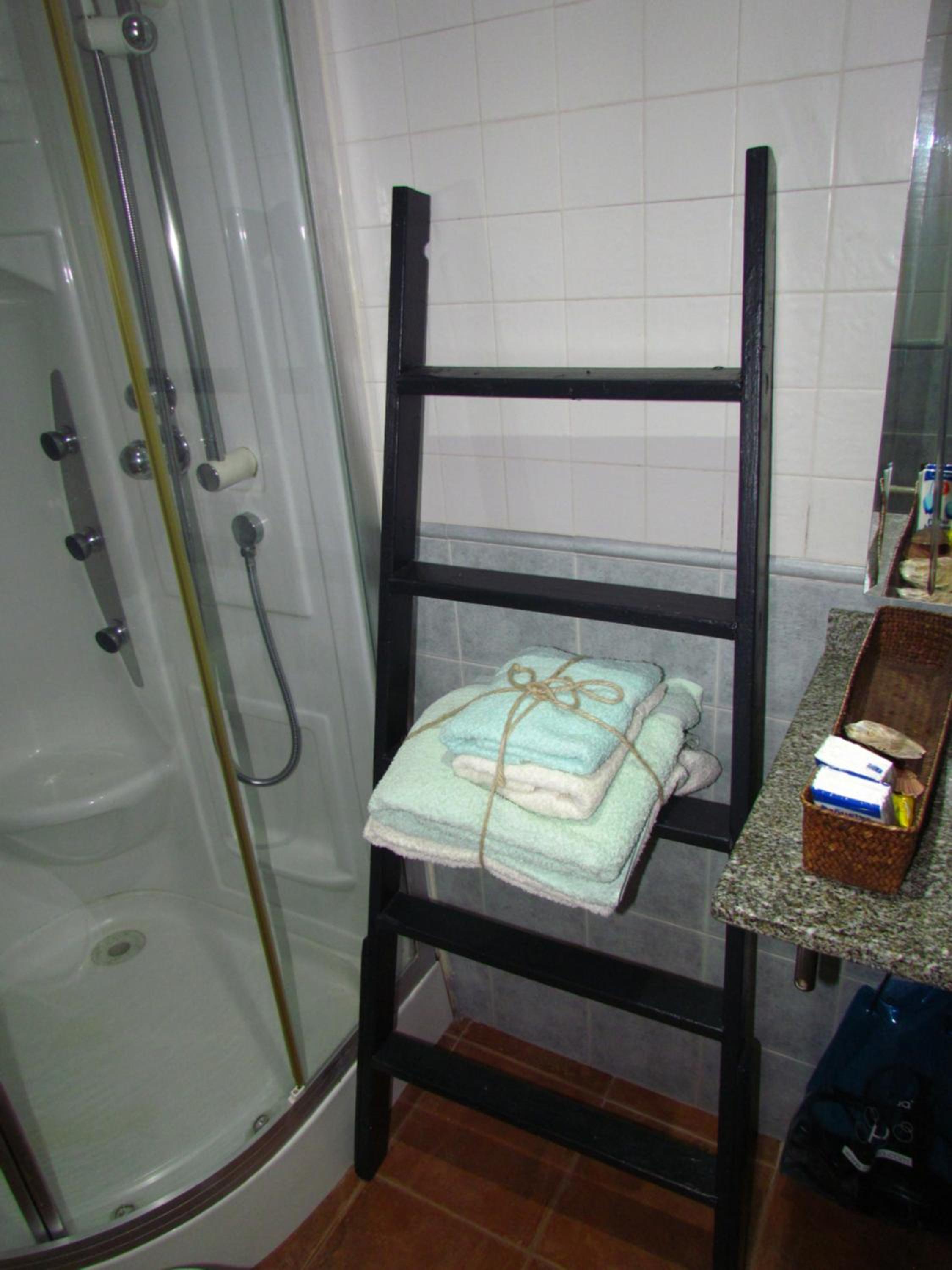 Apartment with Terrace - Photo 38