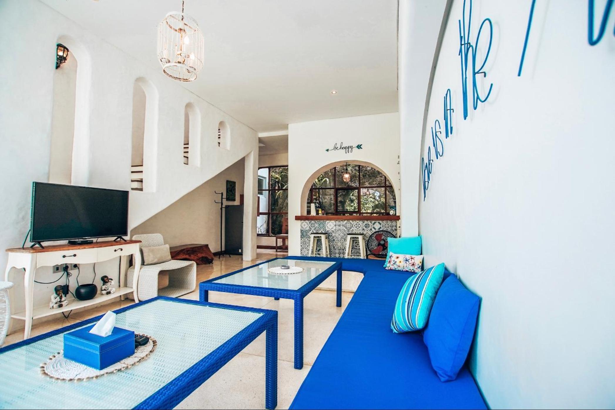 Three-Bedroom Villa - Photo 22