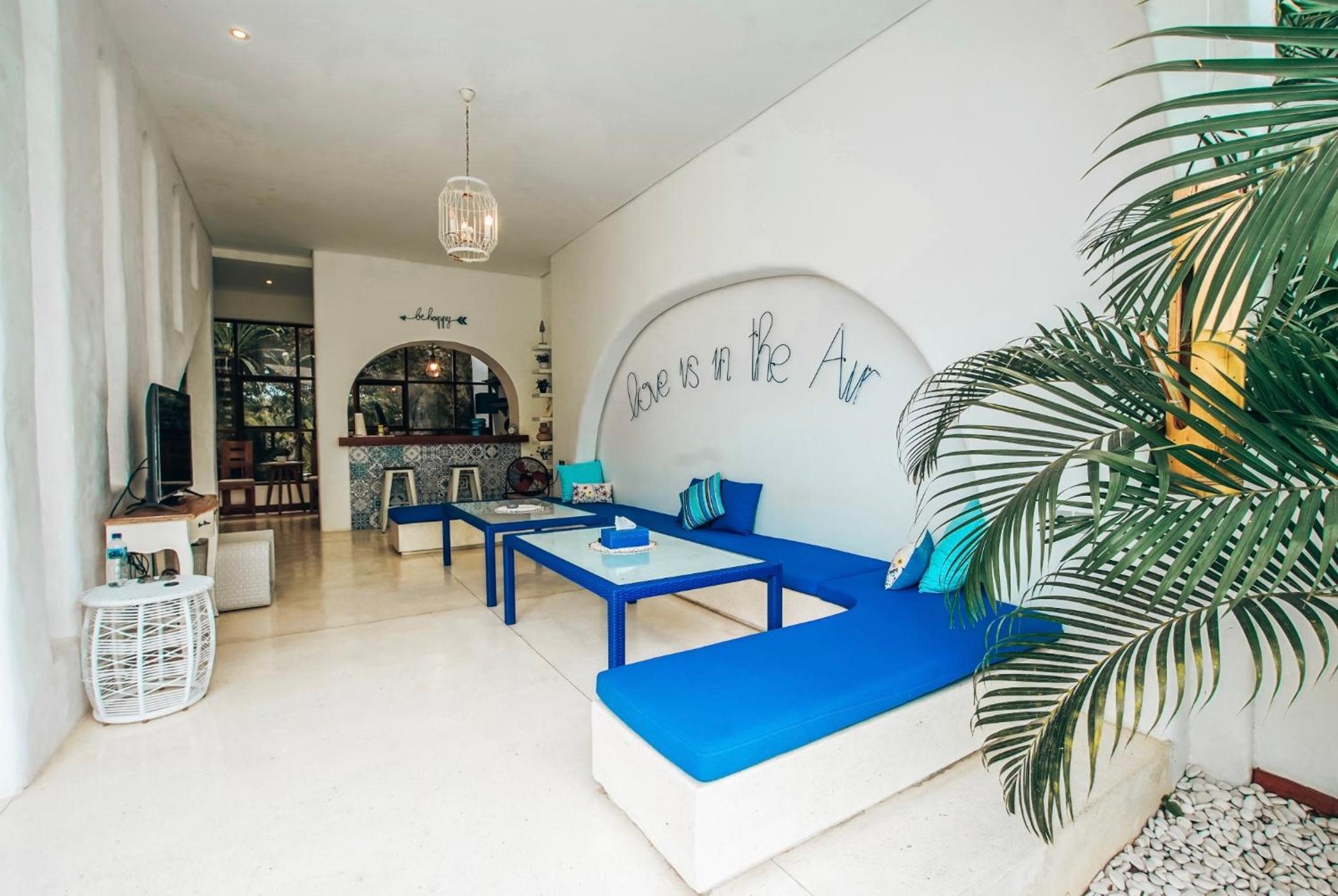 Three-Bedroom Villa - Photo 26