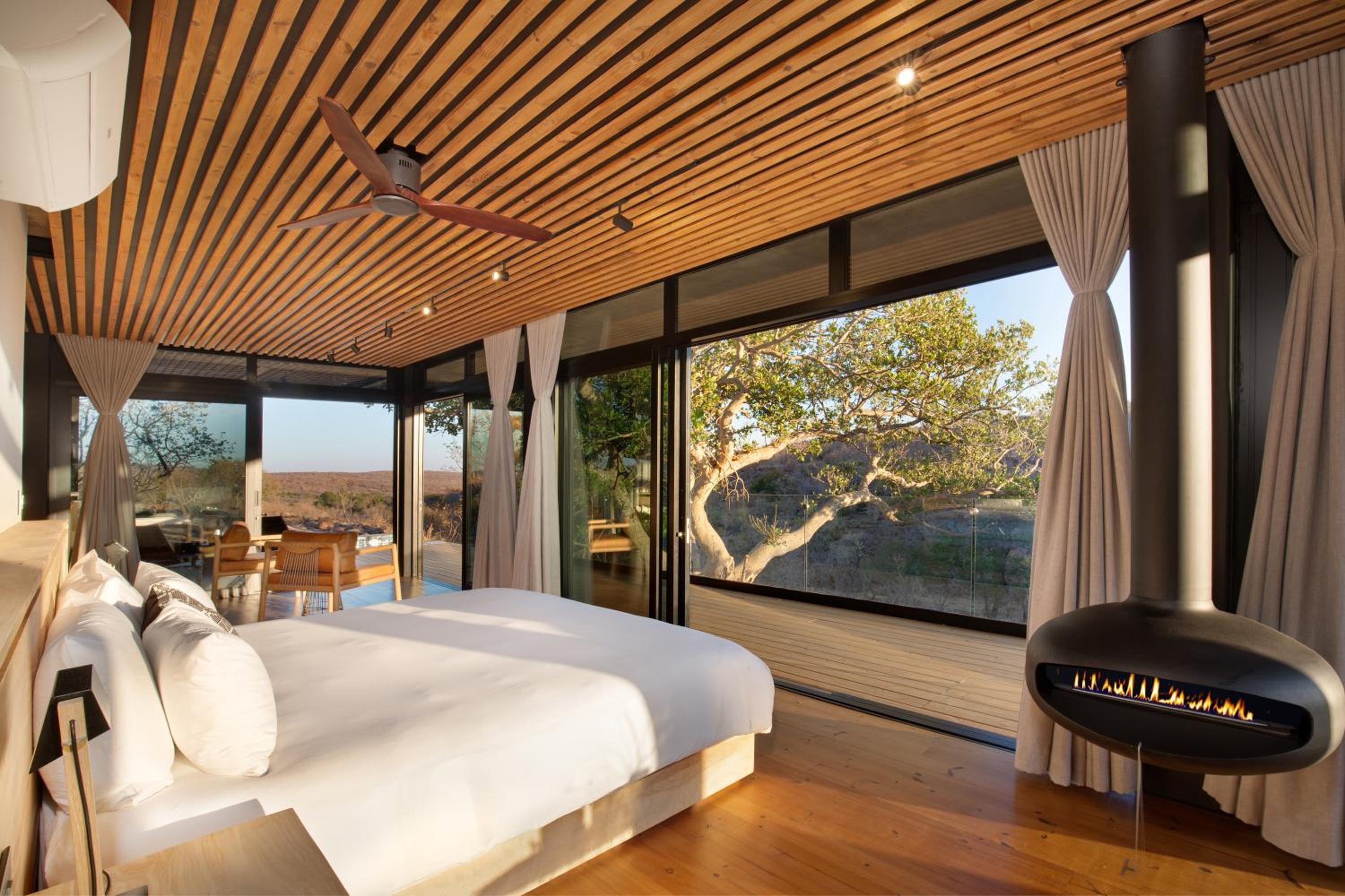 Honeymoon Suite photo 1