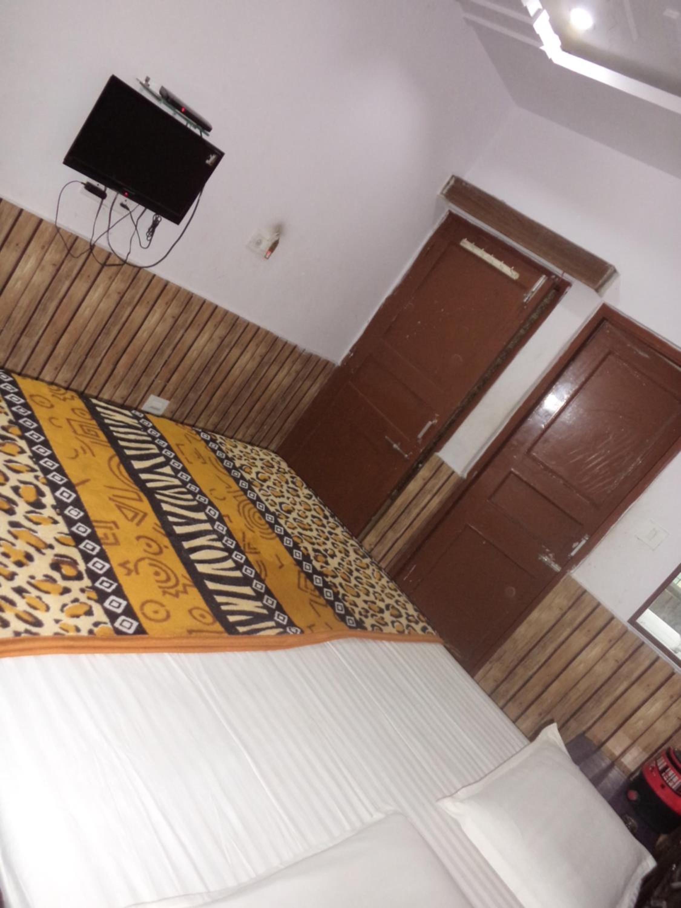 Budget Double Room photo 1