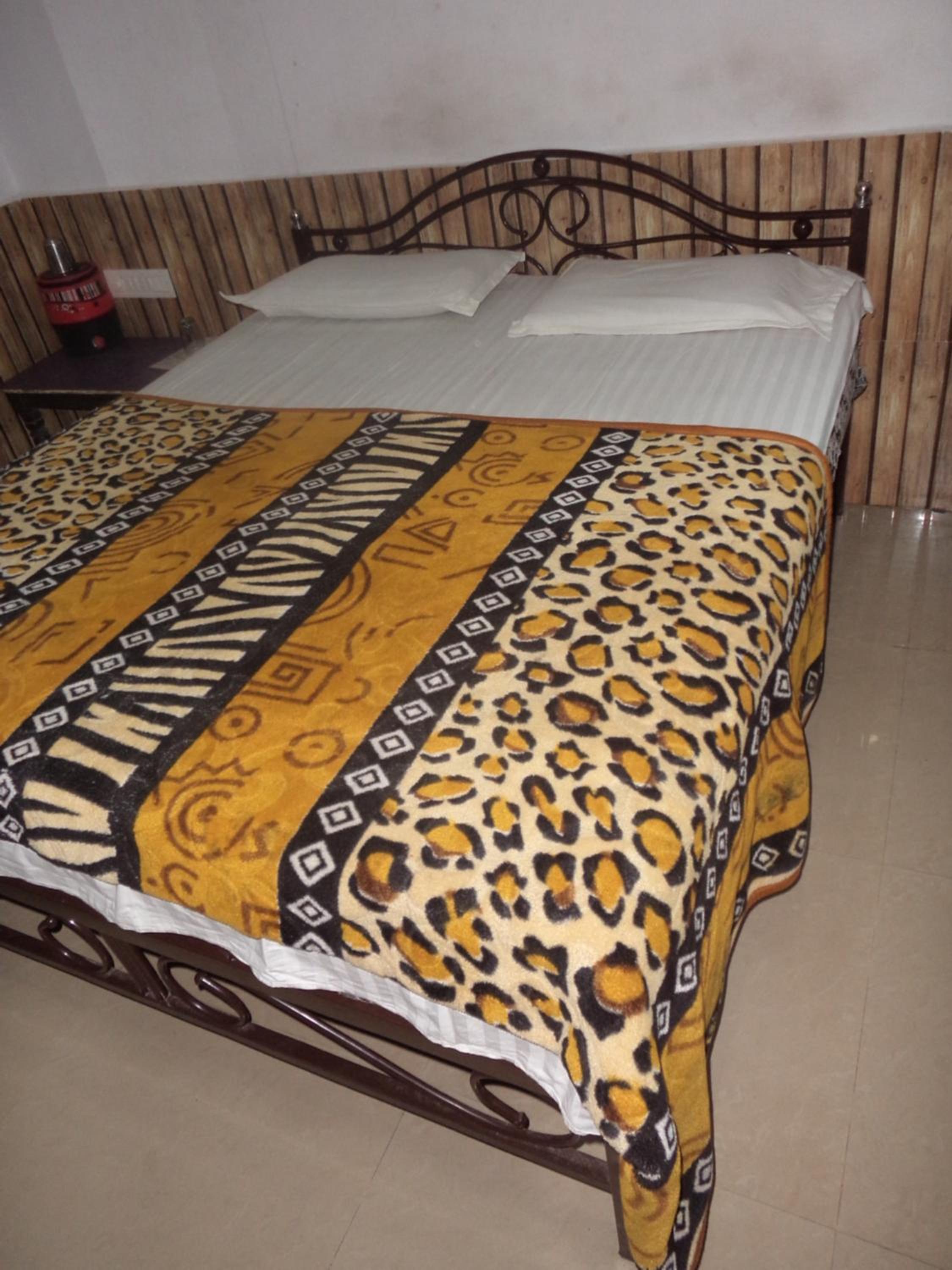 Budget Double Room photo 3