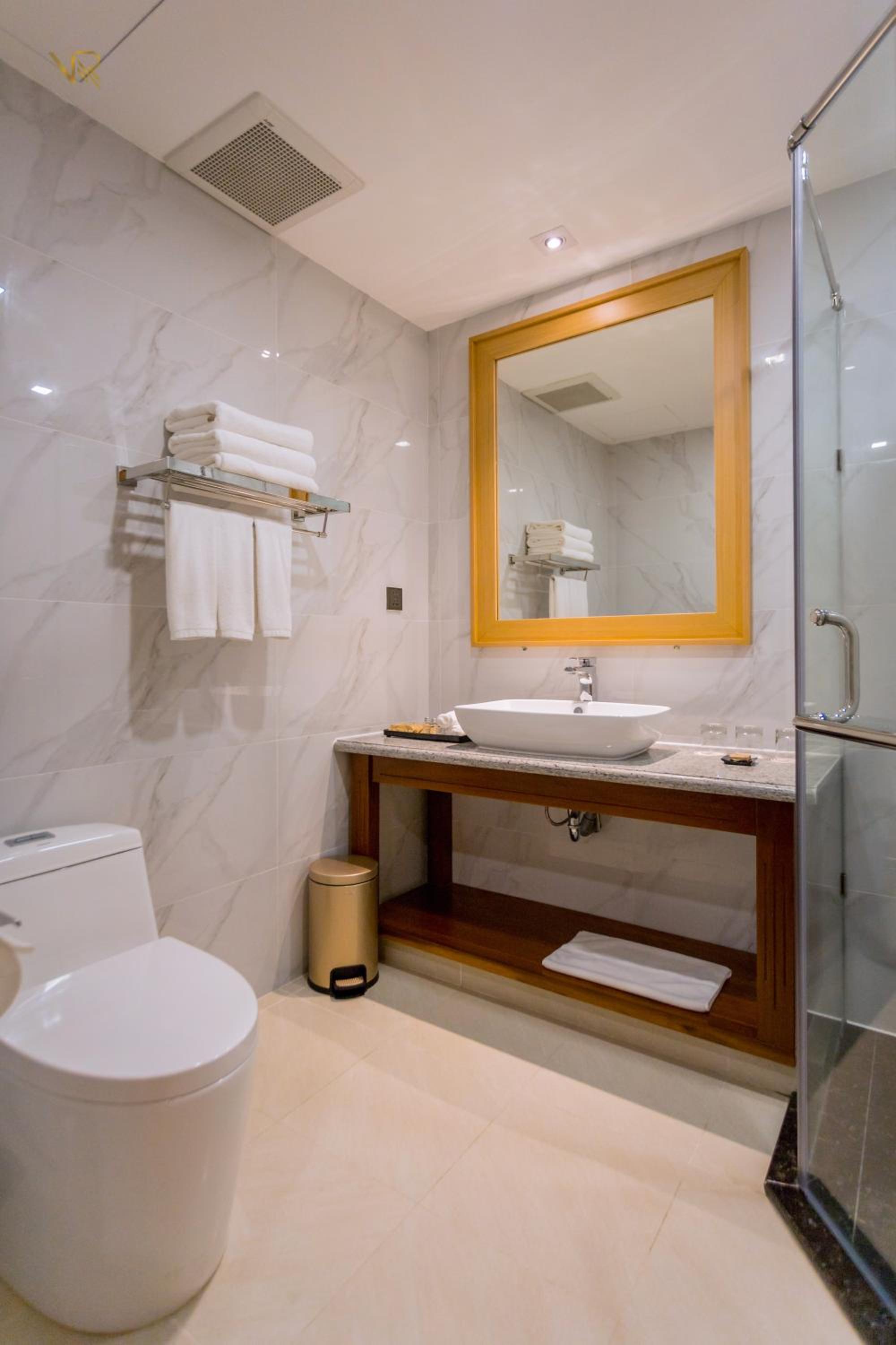 Deluxe Triple Room - Photo 4
