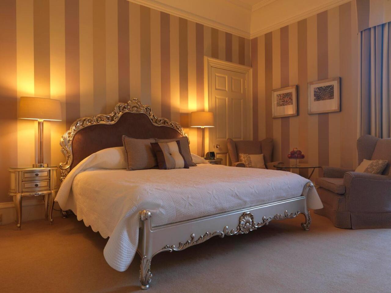 Master Double Room - Main Building - Photo 4