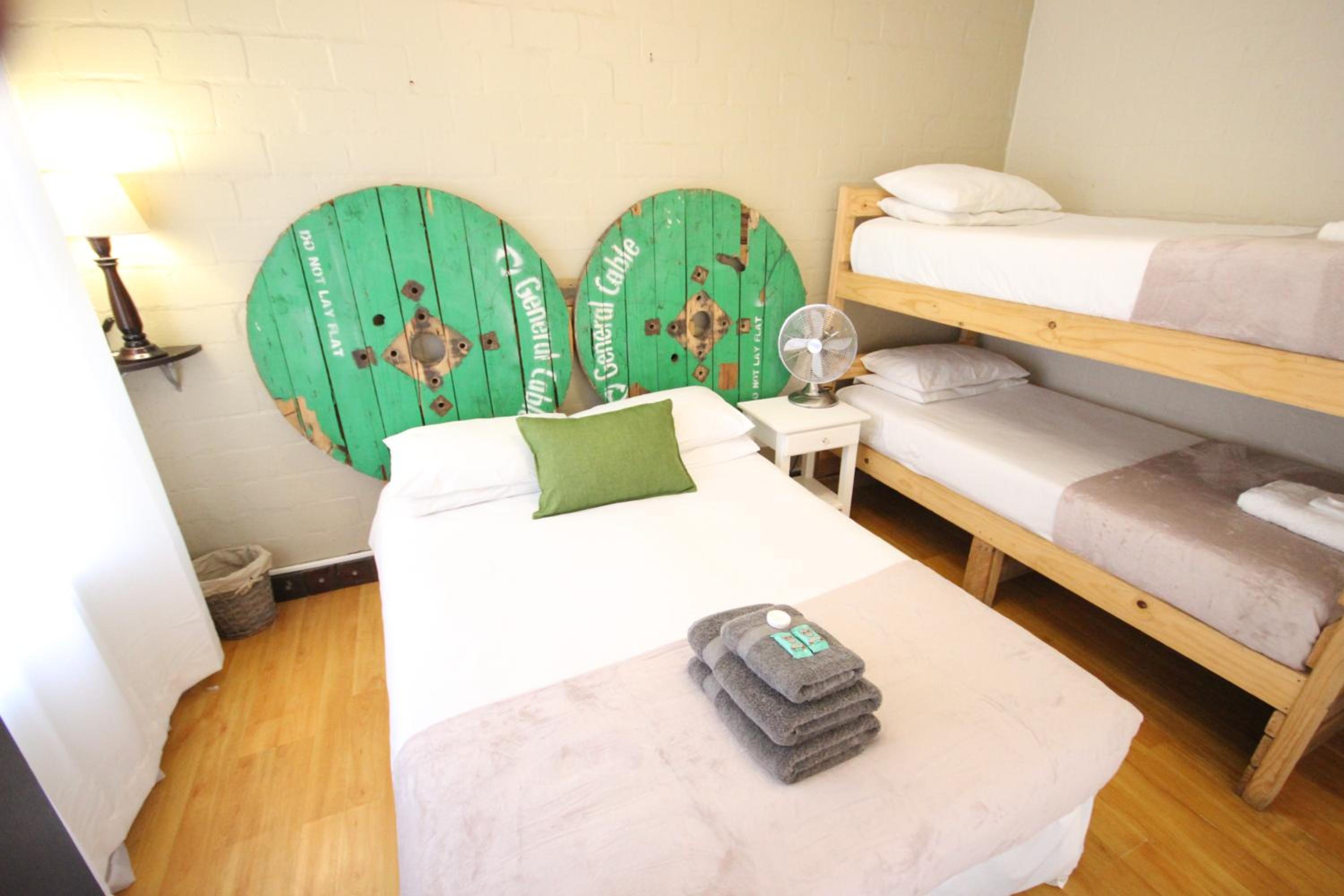Quadruple Room - Photo 1