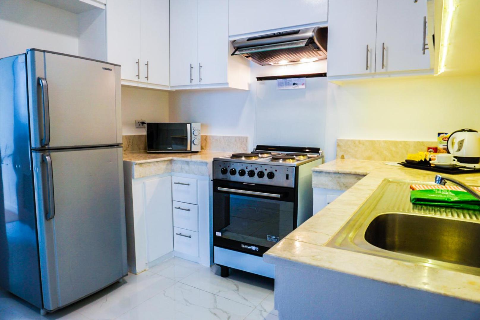 One Bedroom Premium Deluxe - Photo 3