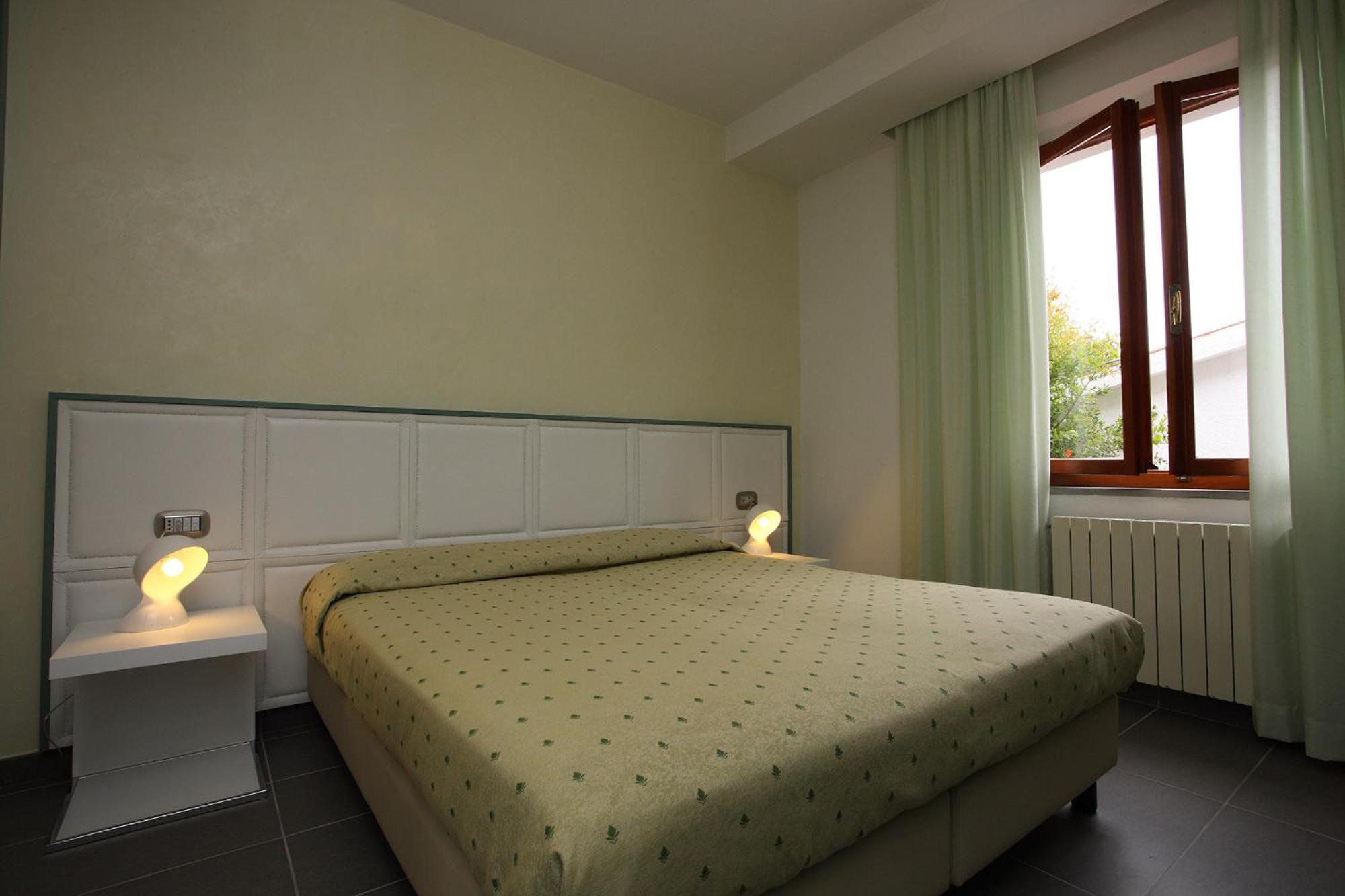 Budget Double Room photo 1