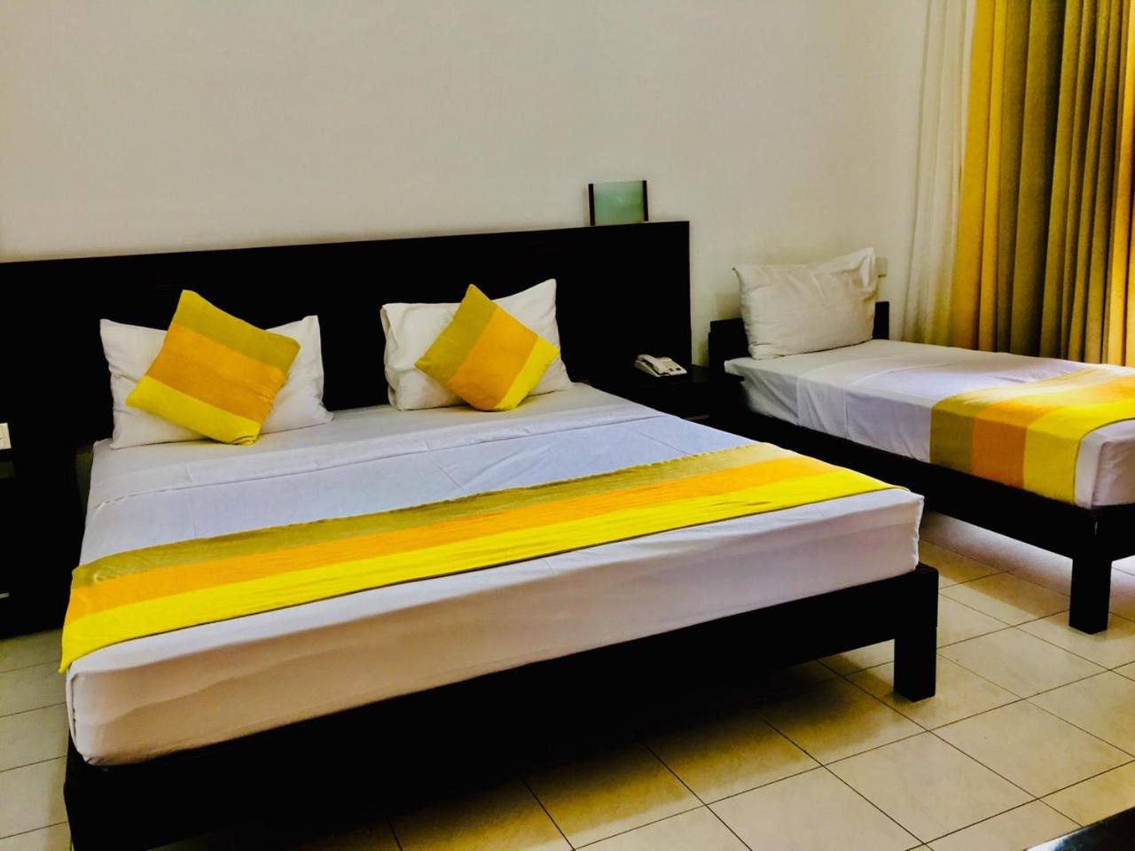 Deluxe Triple Room