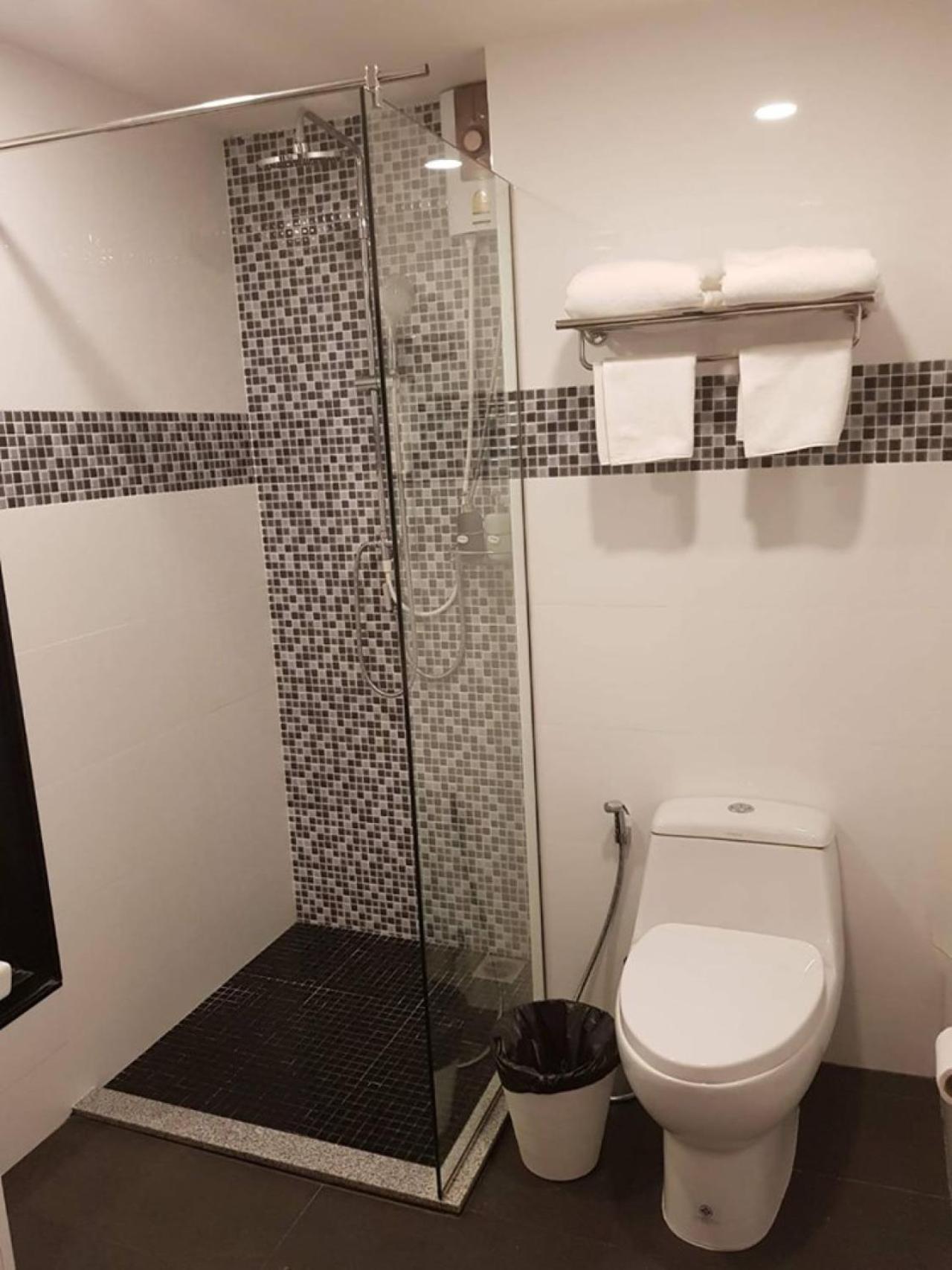 Deluxe King Studio - Photo 19