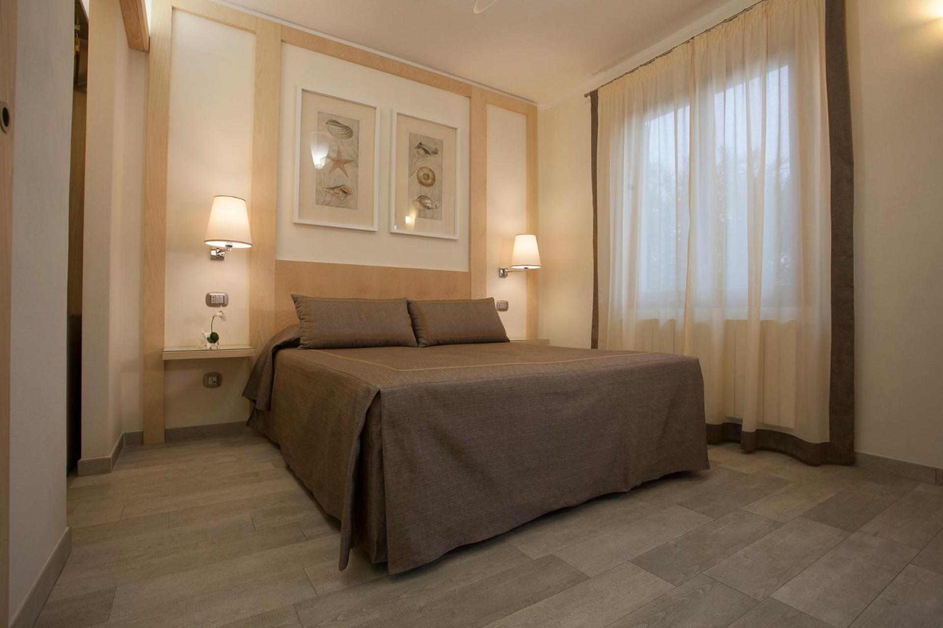 Double Room with Balcony photo 3
