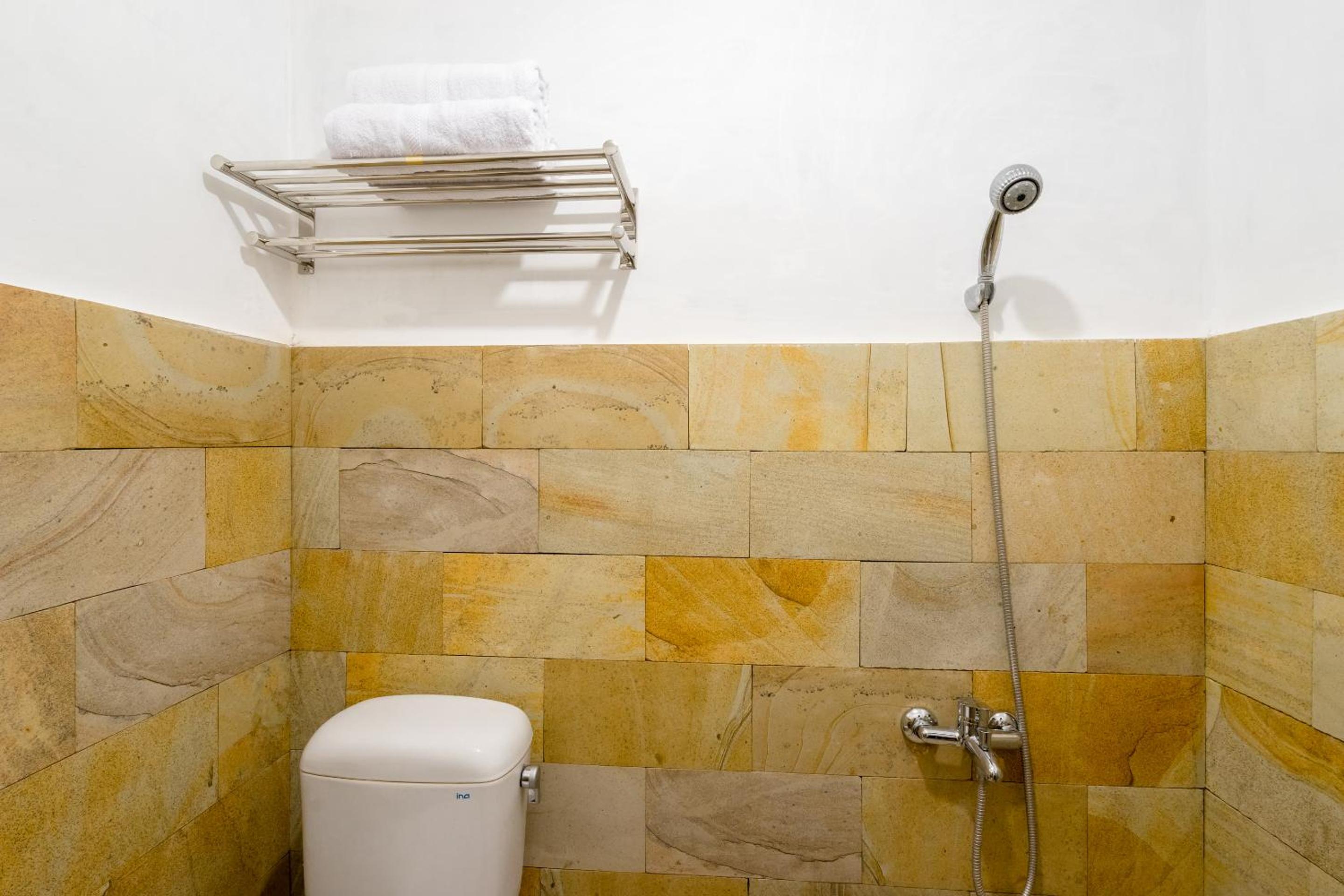 Triple Room - Photo 13