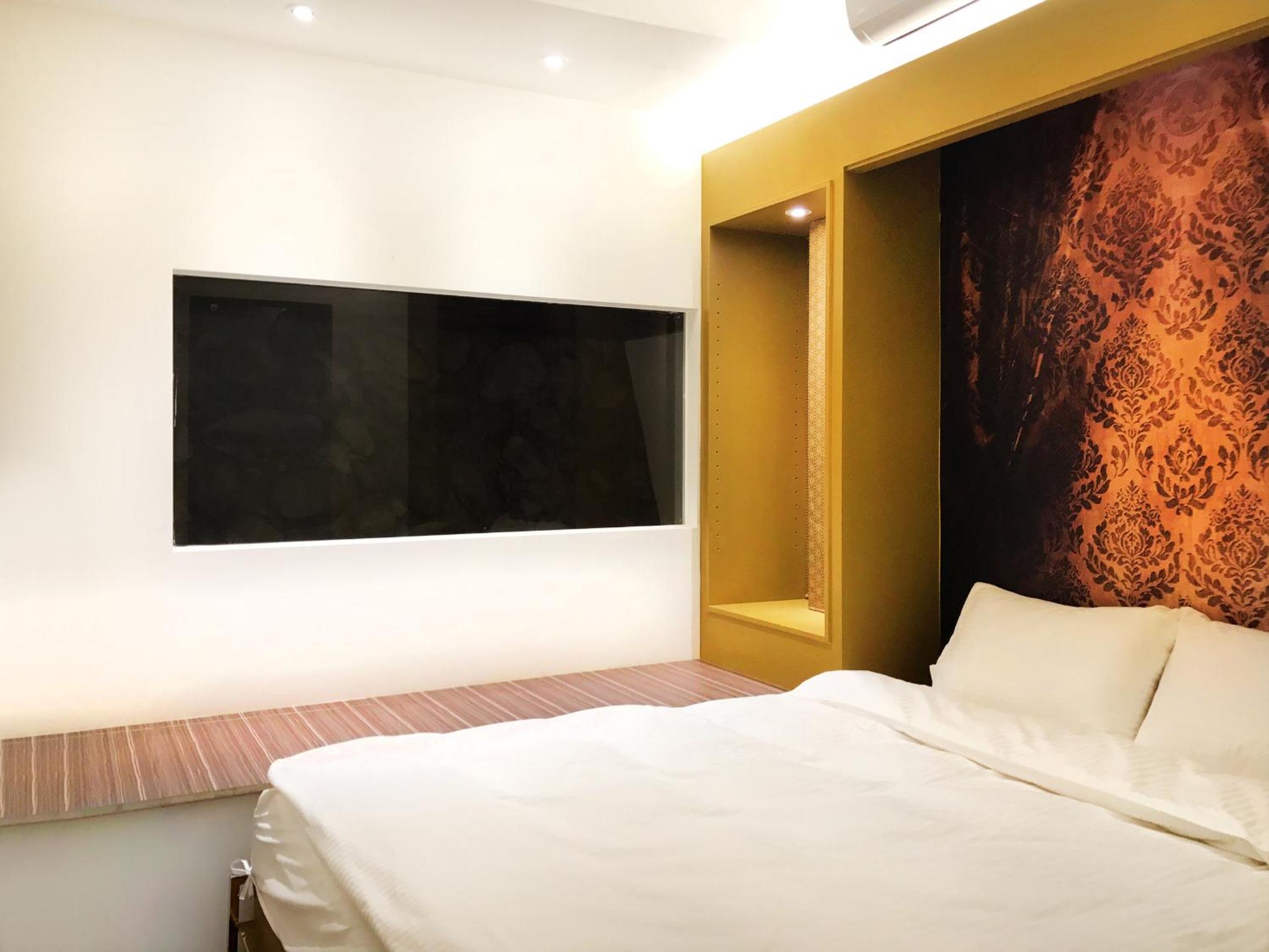 Deluxe Double Room with Extra Bed