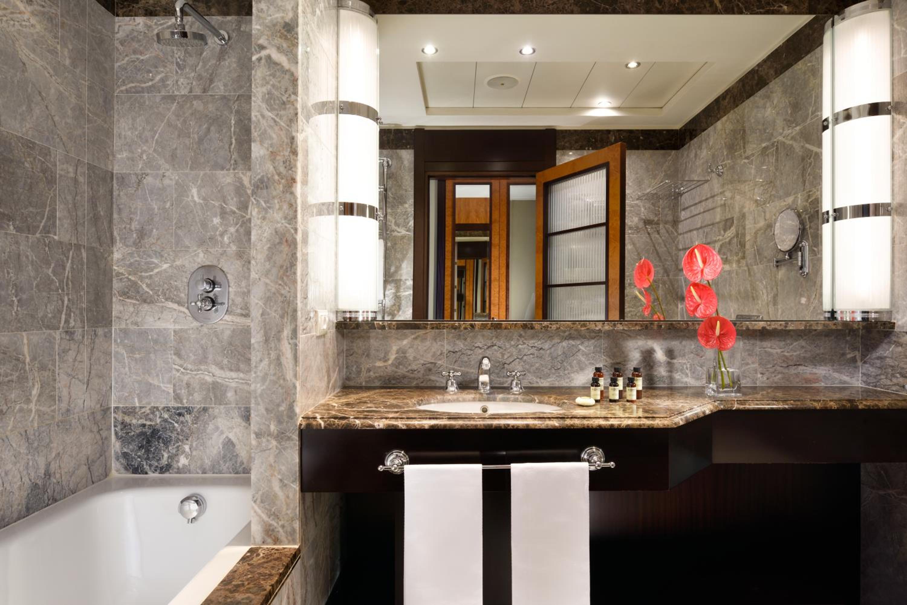 Junior Suite - Photo 2
