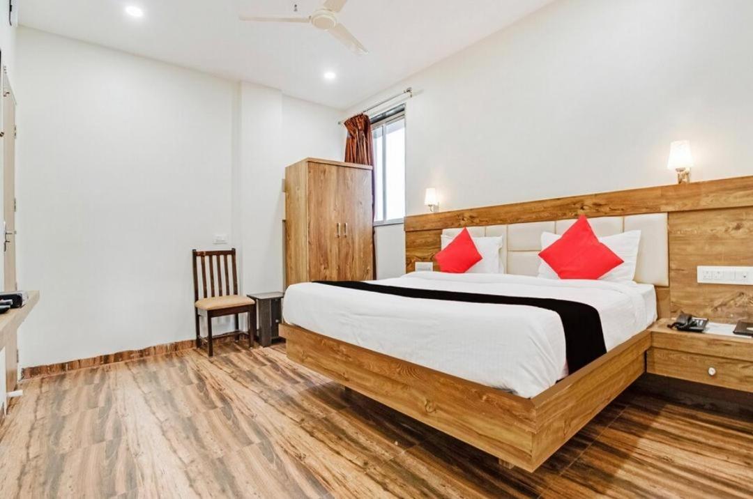 Deluxe Single Room