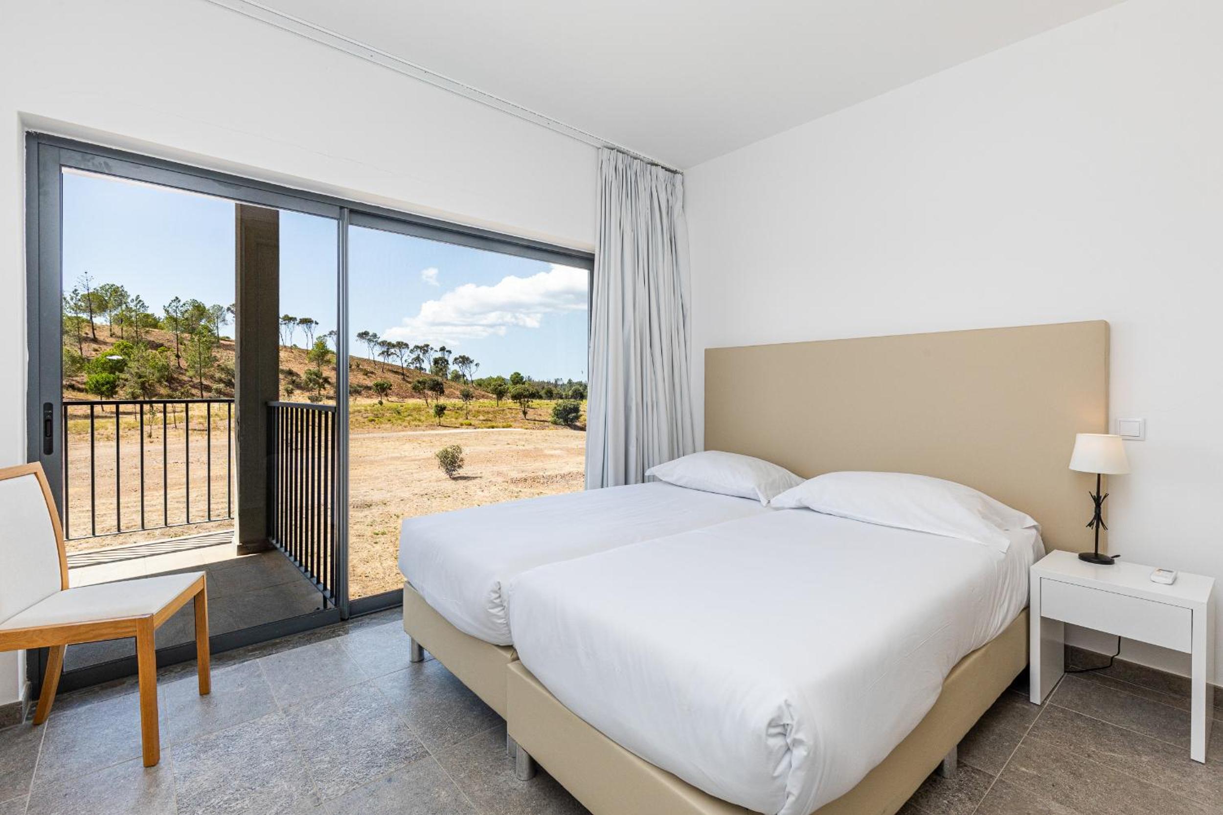 Three-Bedroom Apartment - New Year's Eve Offer photo 1