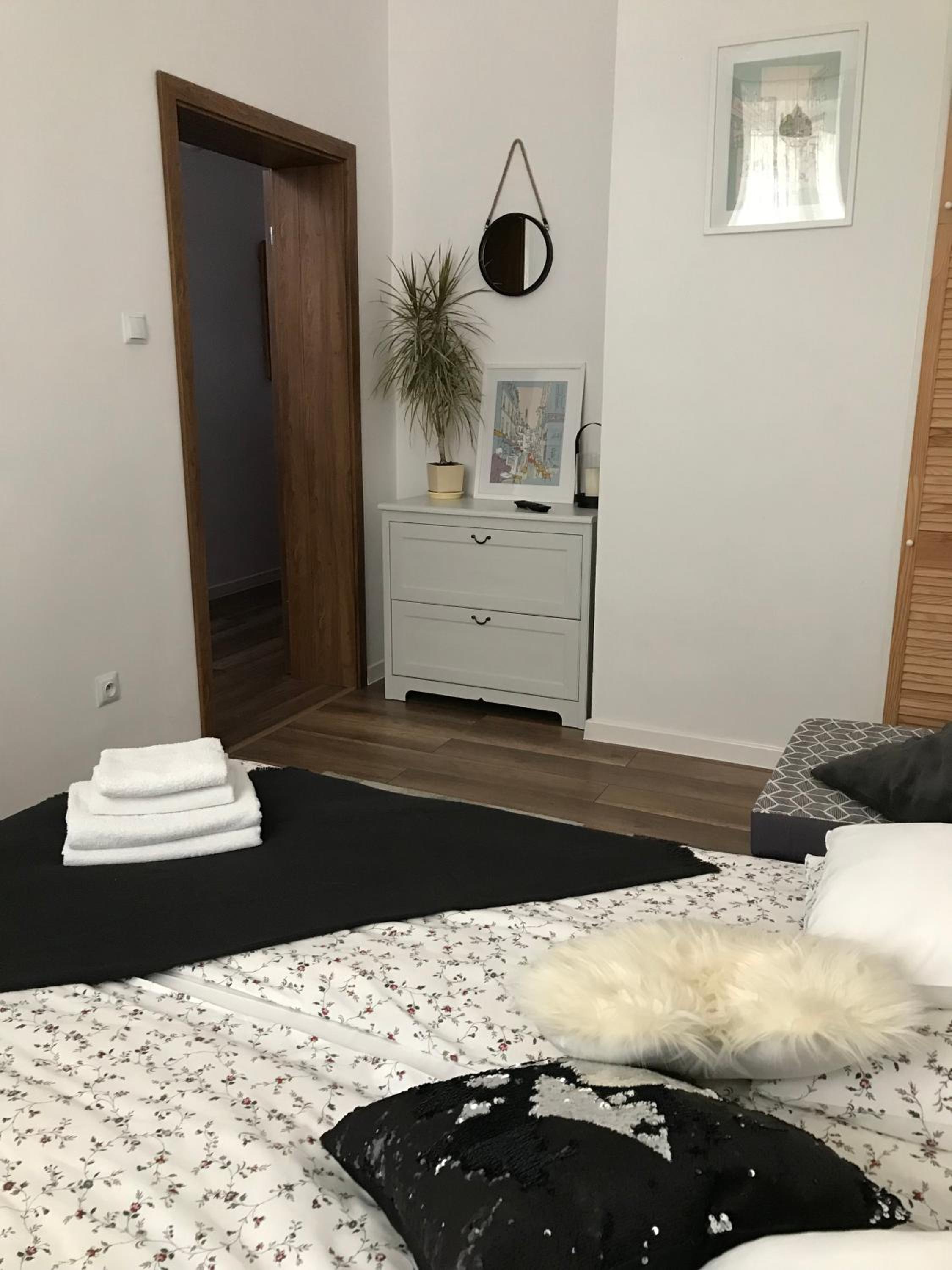 Apartment - Photo 12