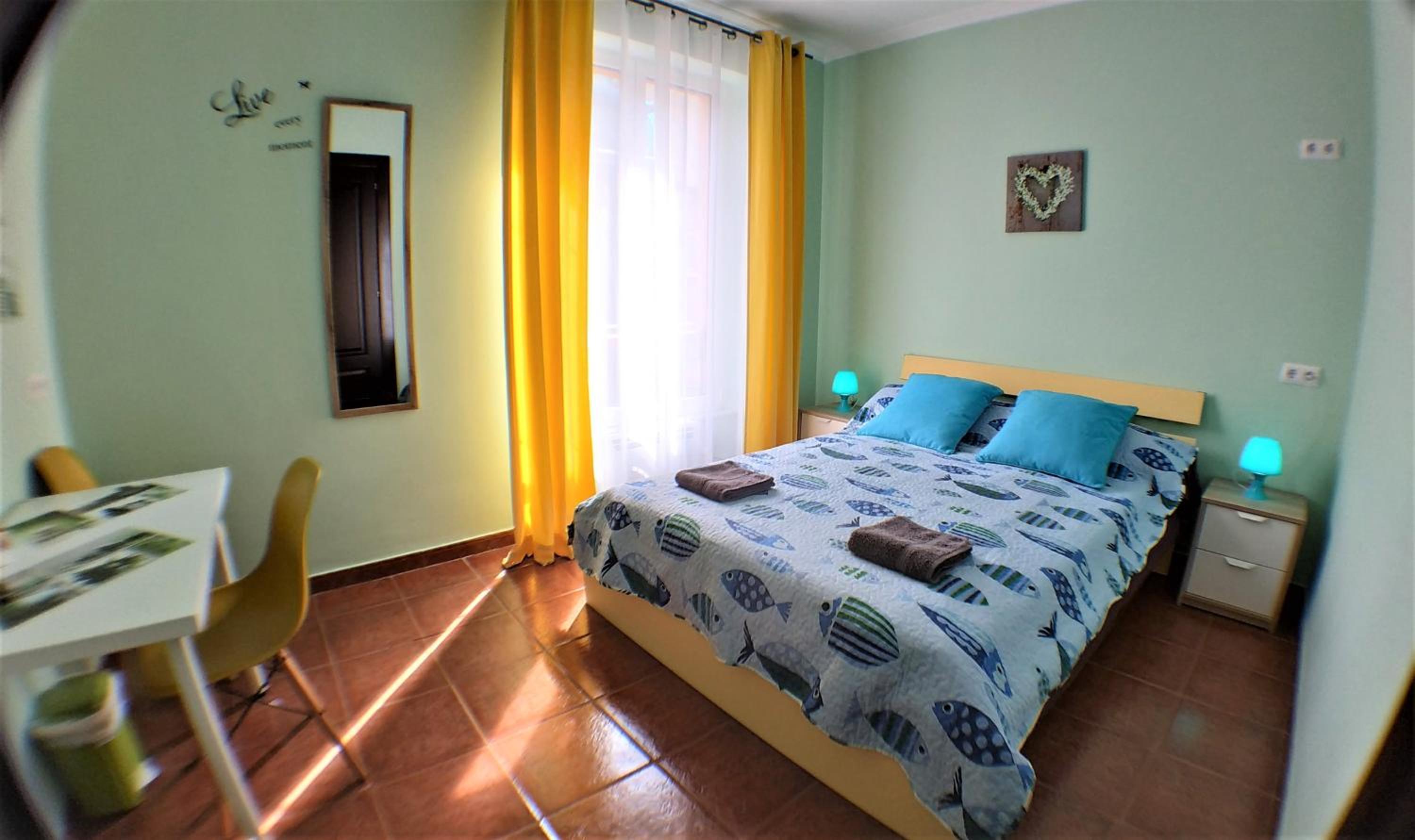 Habitación doble con baño compartido