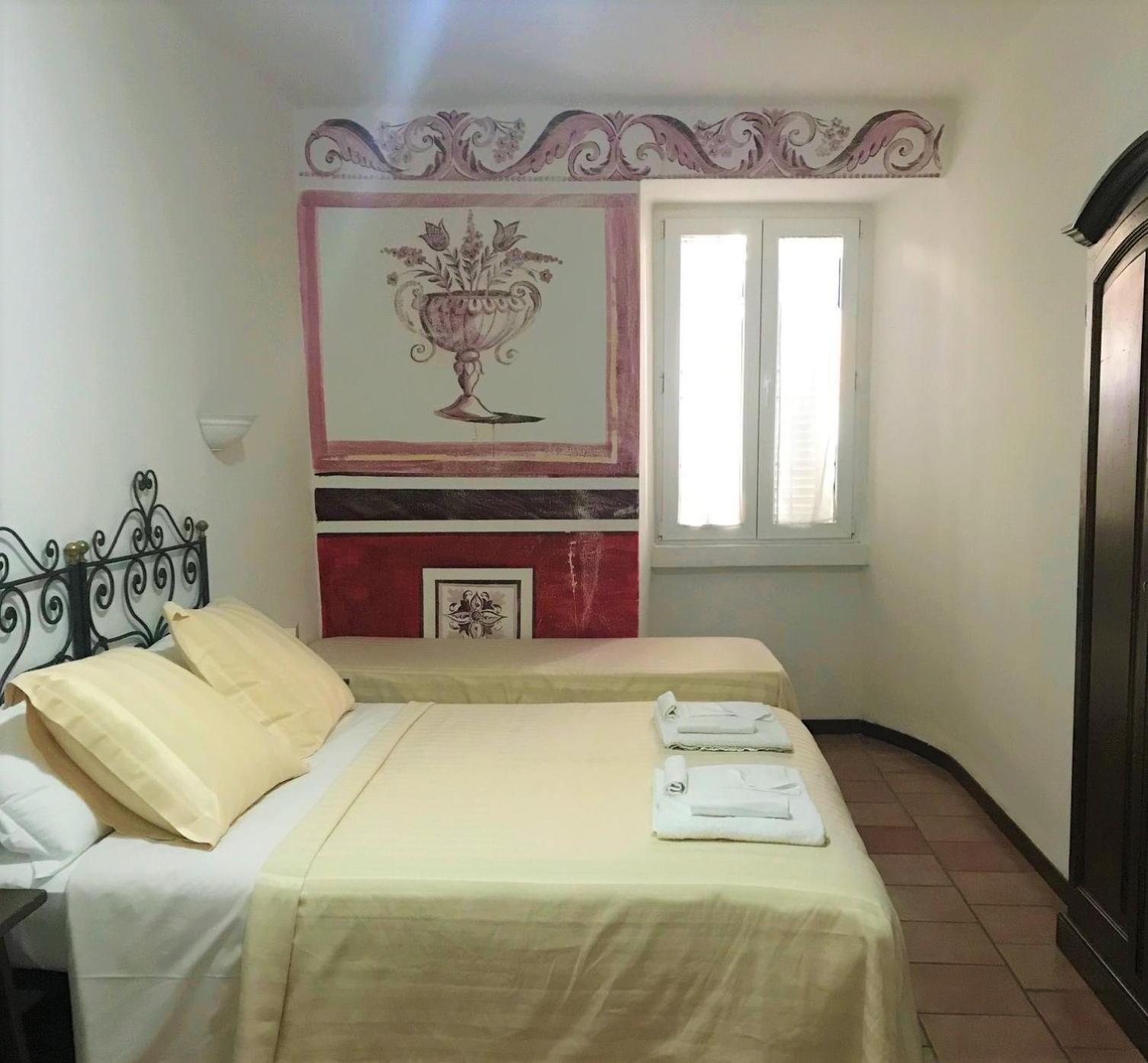 Economy Triple Room