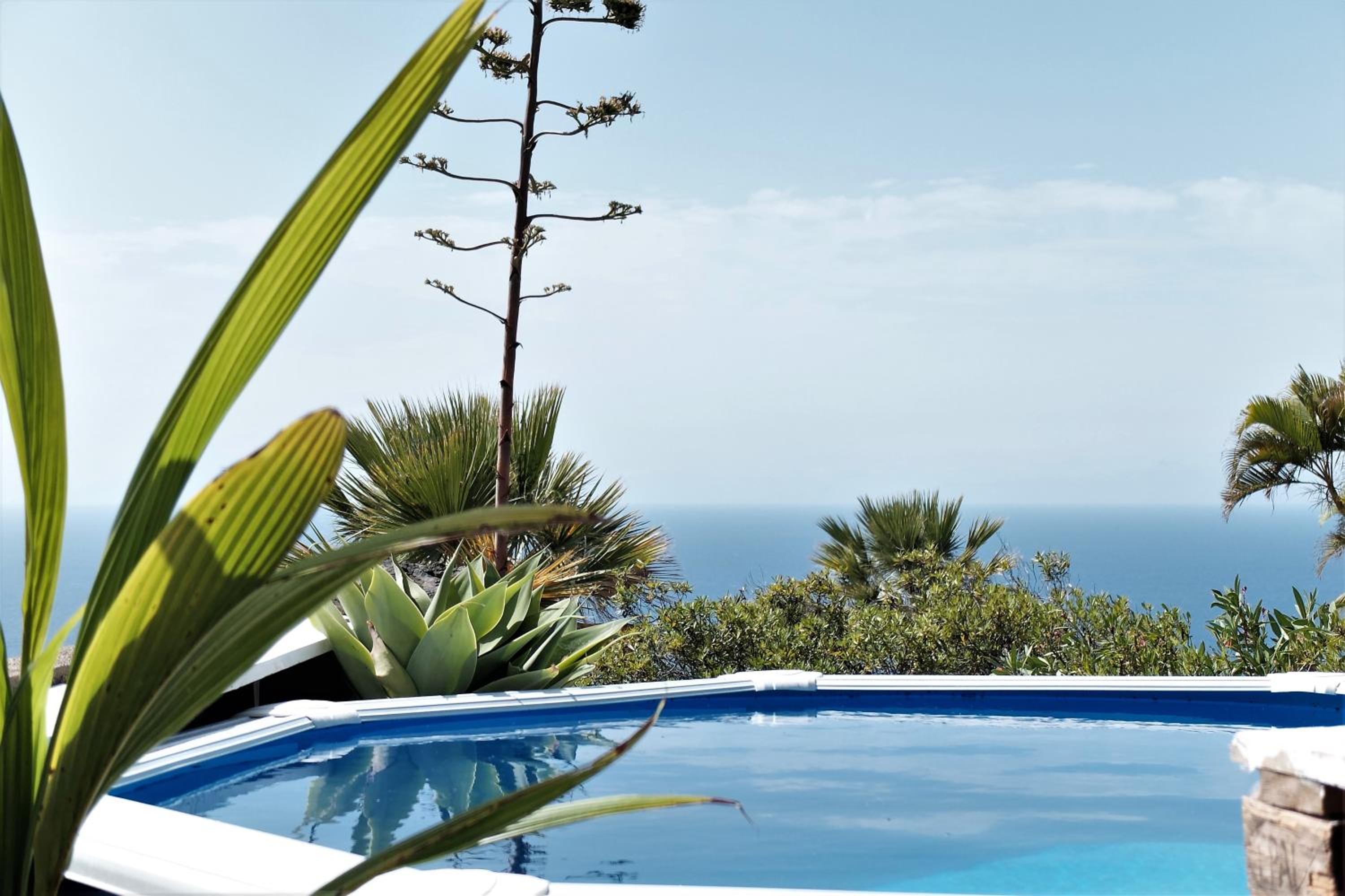 Villa with Sea View - Photo 38