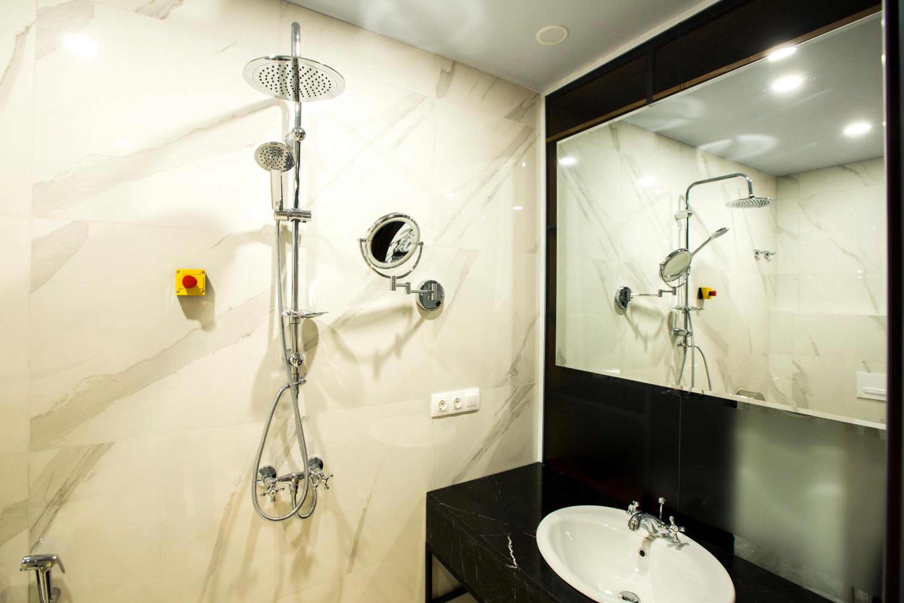 Superior Double Room - Photo 11