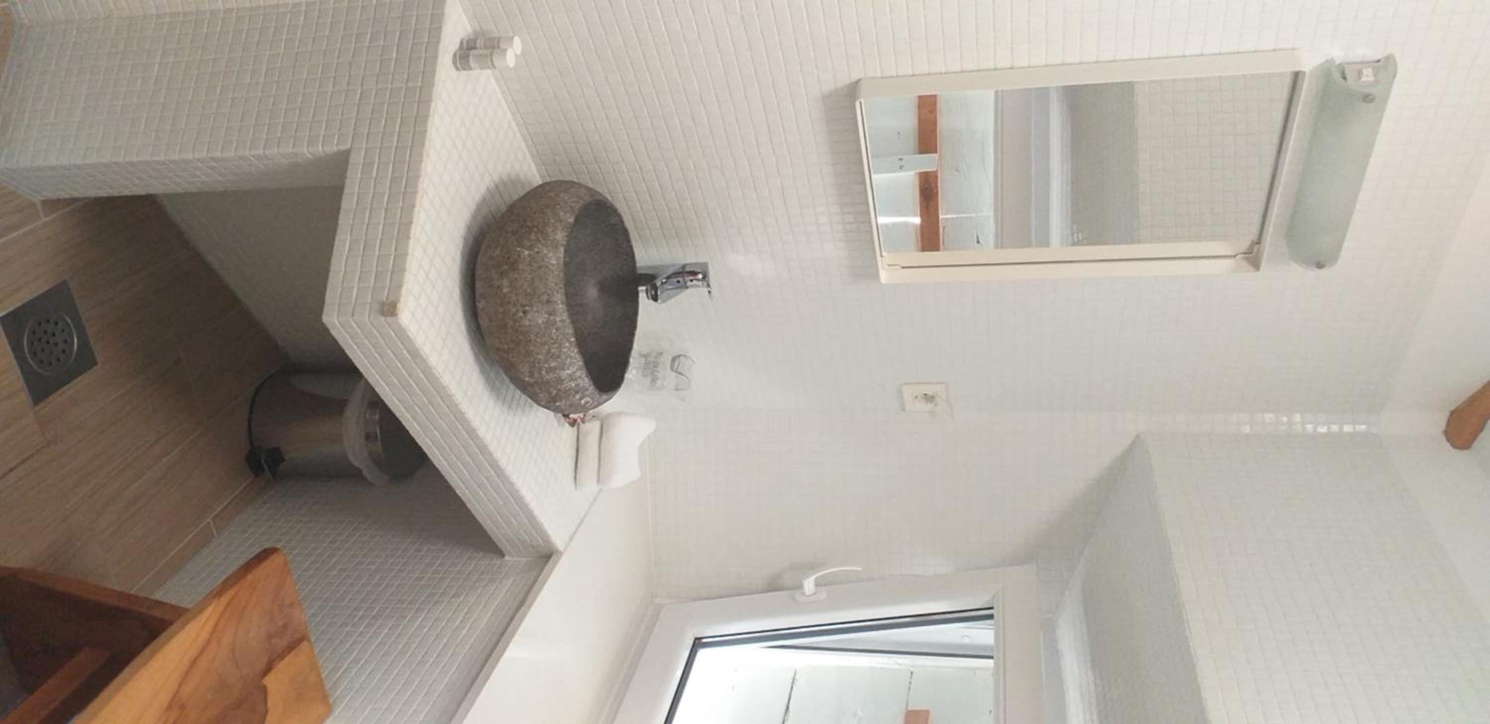 Double Room with Terrace - Photo 9
