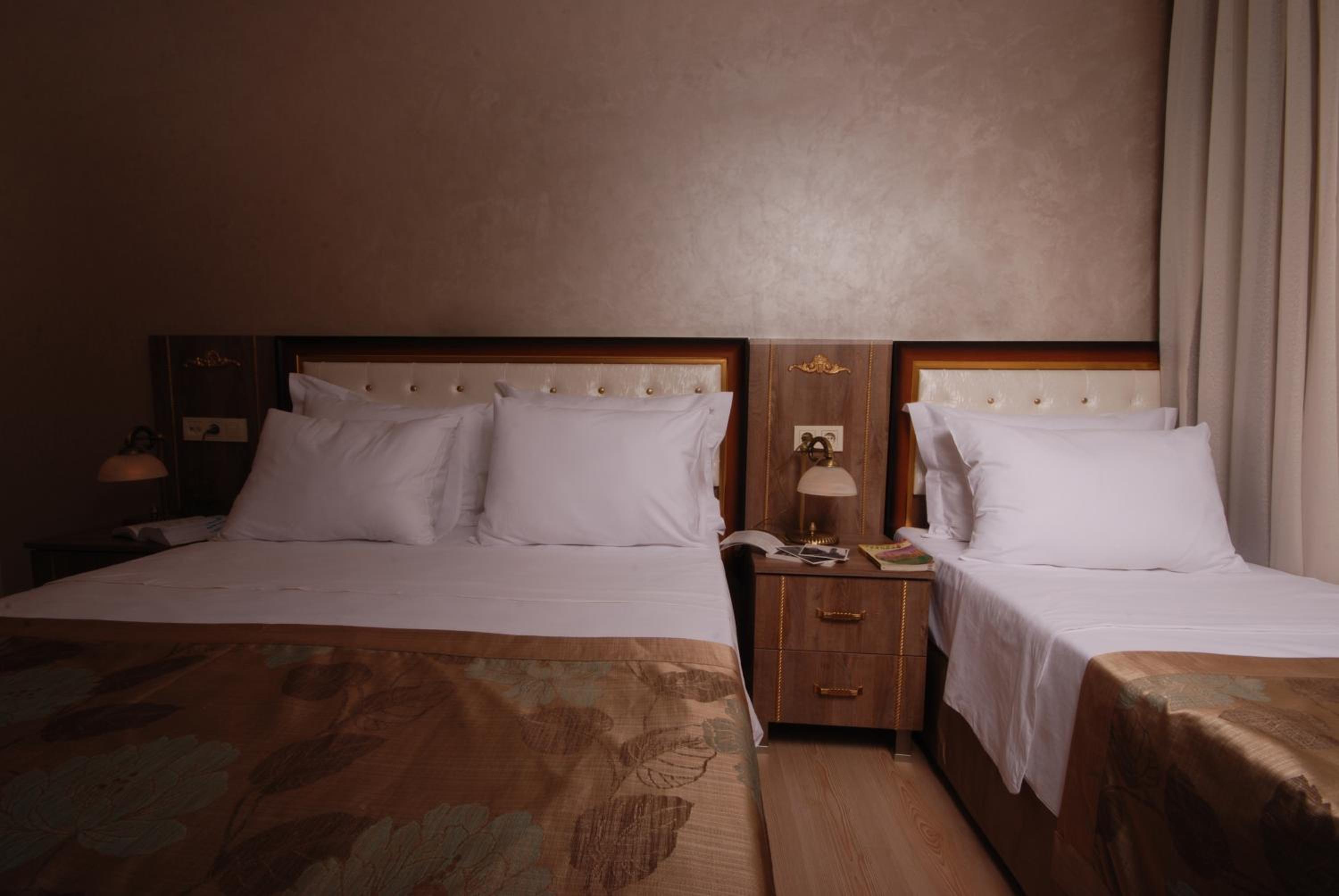Three-Bedroom Apartment (10 Adults) photo 1