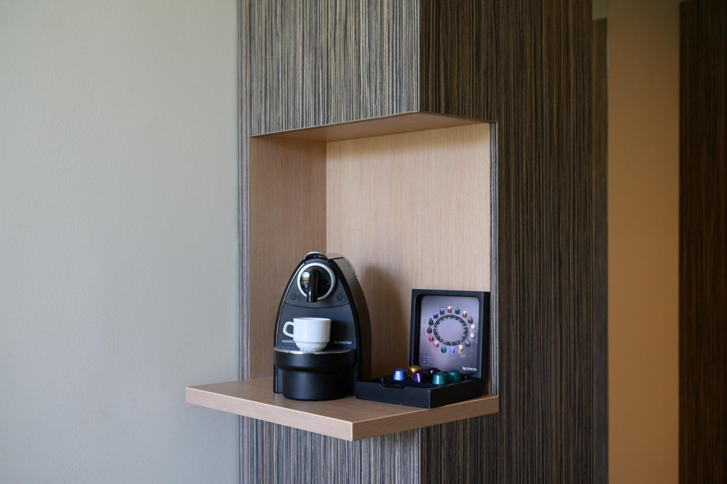 Privilege King Room - Photo 10