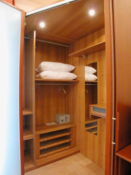 Superior Deluxe Double or Twin Room  - Photo 6