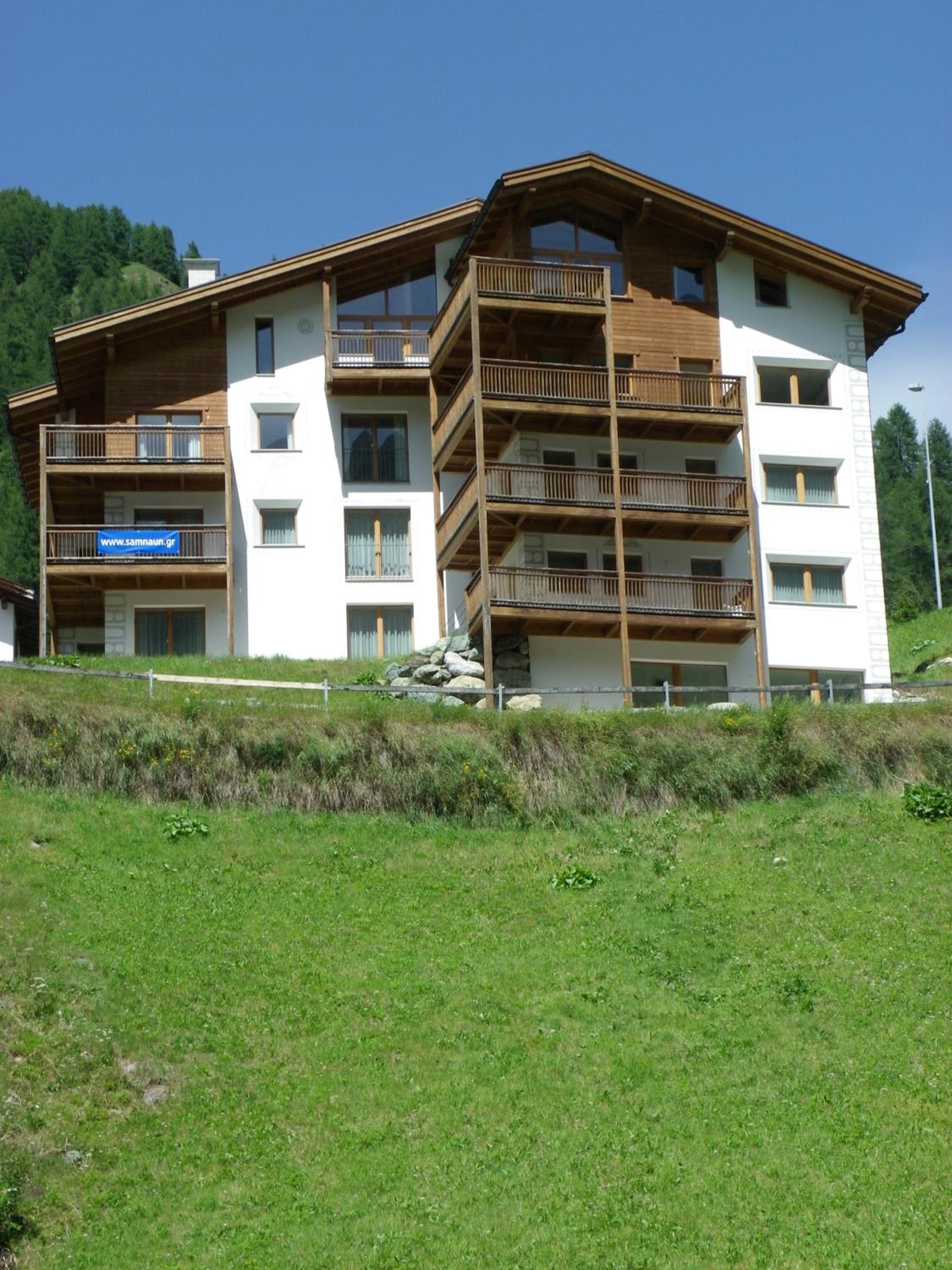 Four-Bedroom Apartment - Ground Floor photo 2