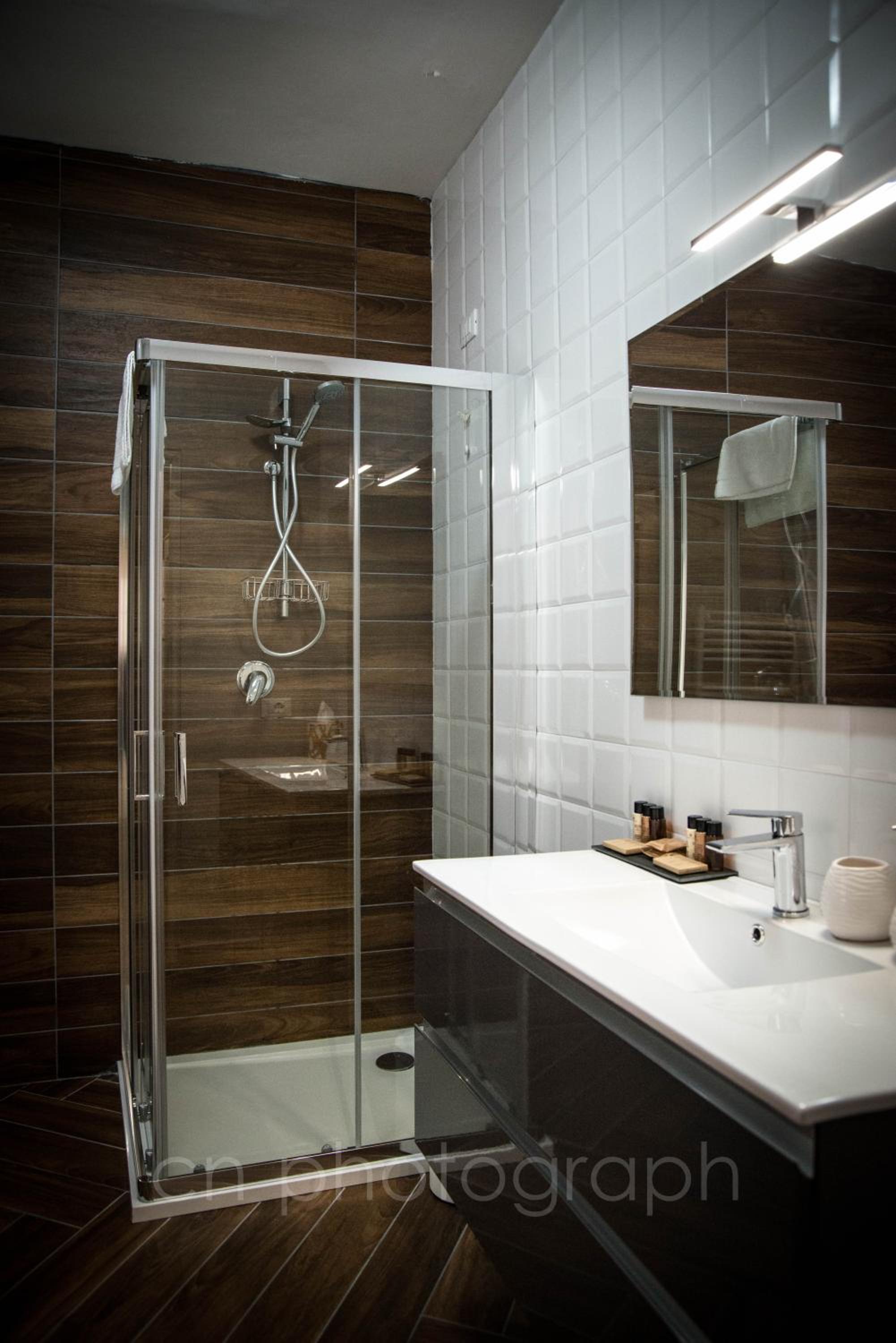 Deluxe Suite photo 3