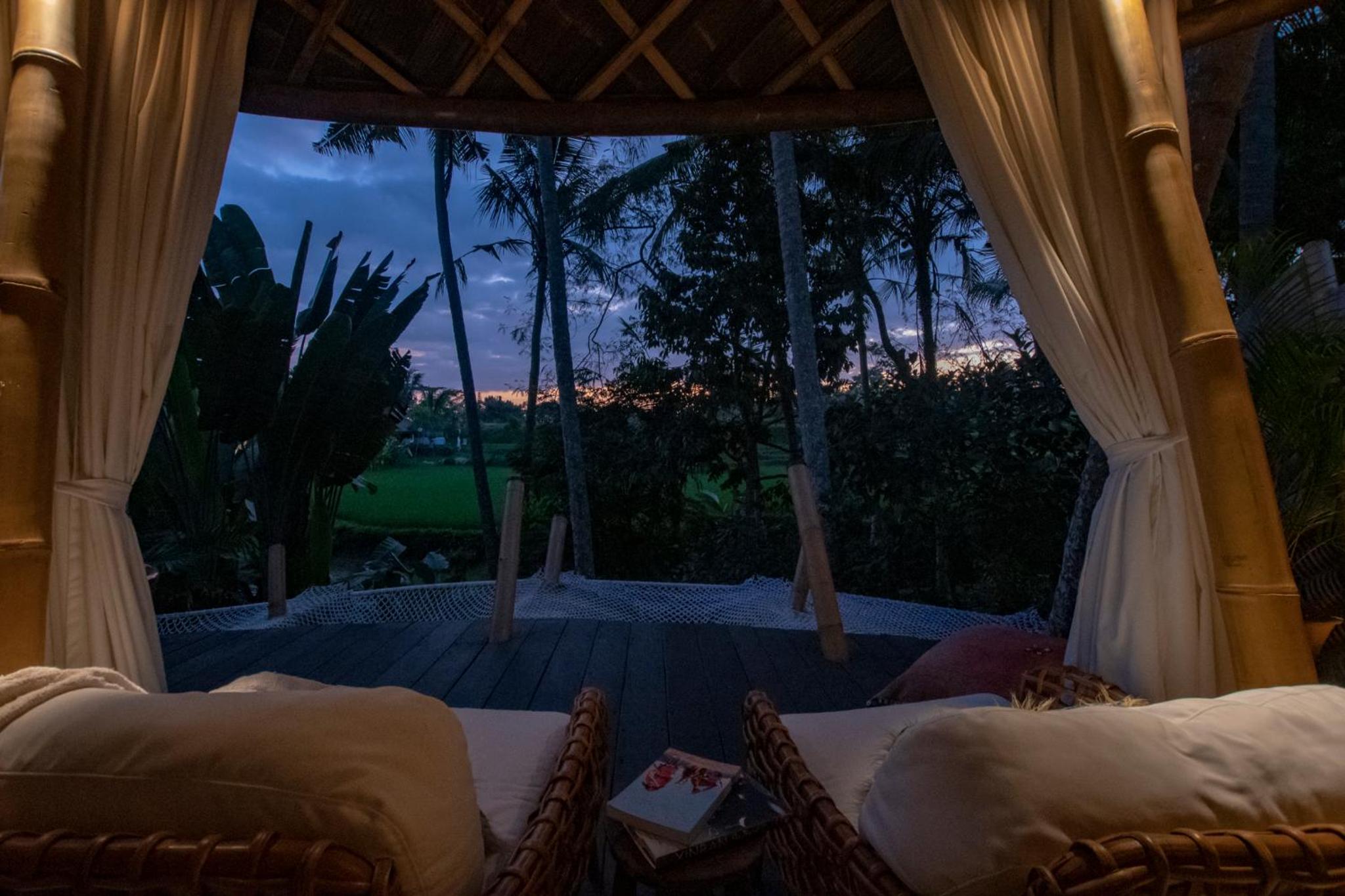 Treehouse  Wooden Villa  with Bathtub and Garden View  - Photo 8