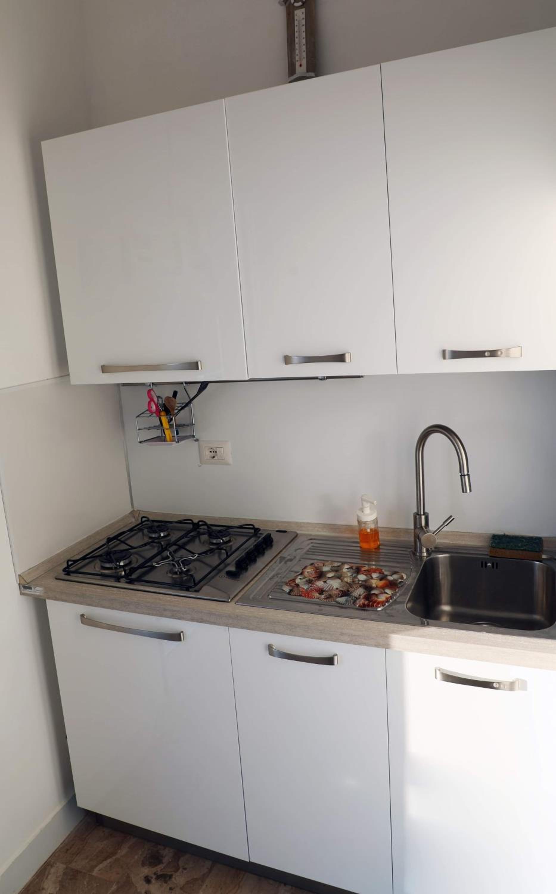 Double Room with Private External Bathroom photo 2