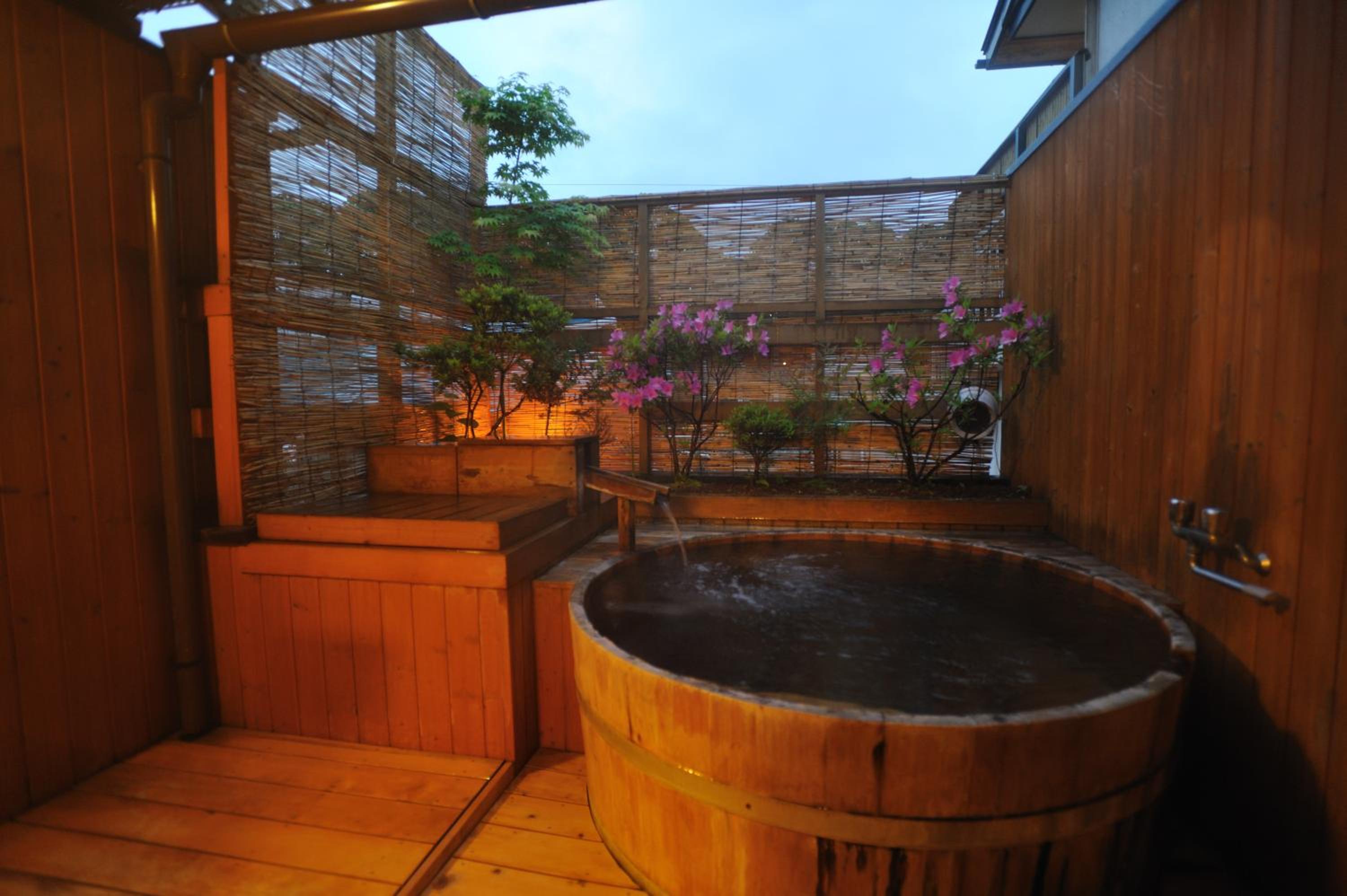 Standard Japanese-style Room with Open-Air Bath photo 3