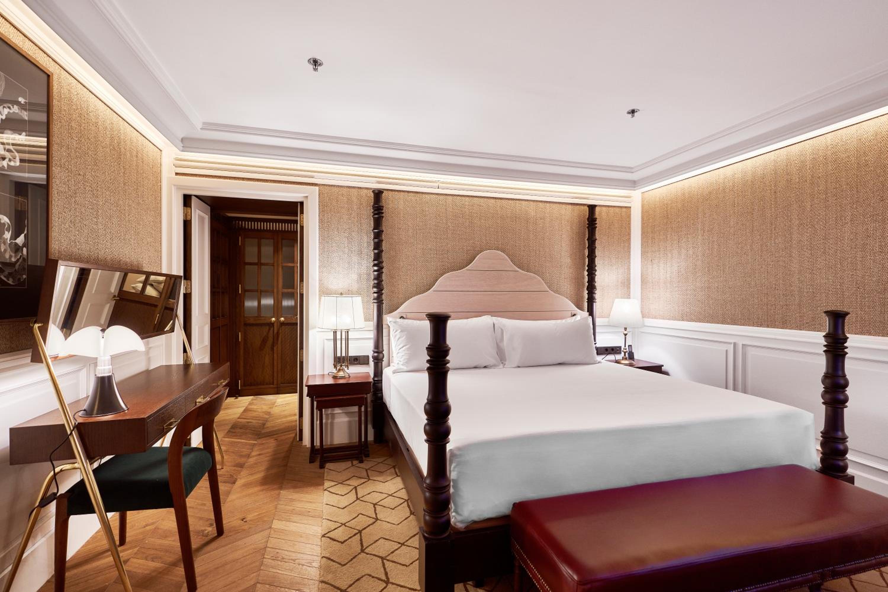 Suite with Garden View - Photo 3