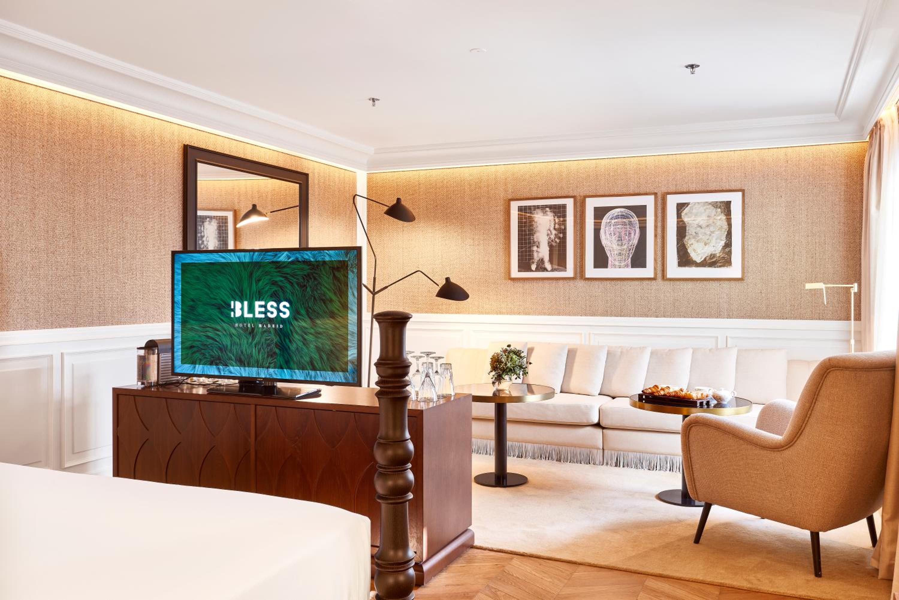 Suite with Garden View - Photo 7