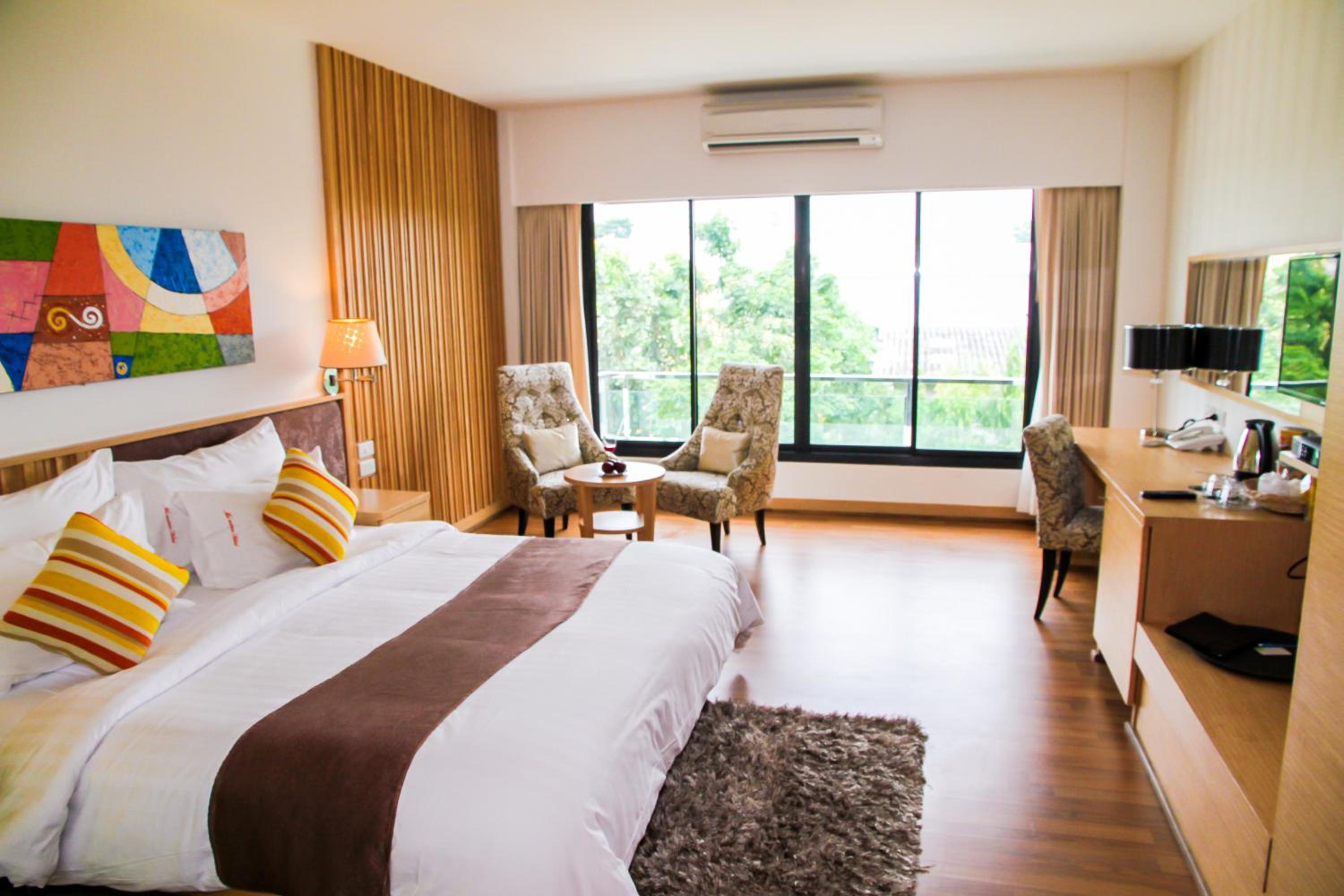 Deluxe Double Room photo 2