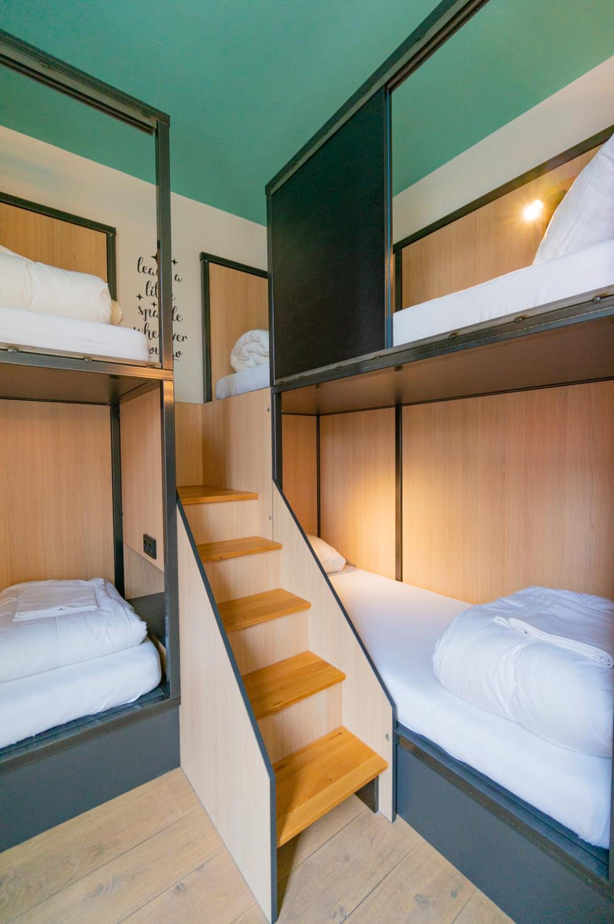 Bed in 4-Bed Dormitory Room photo 2