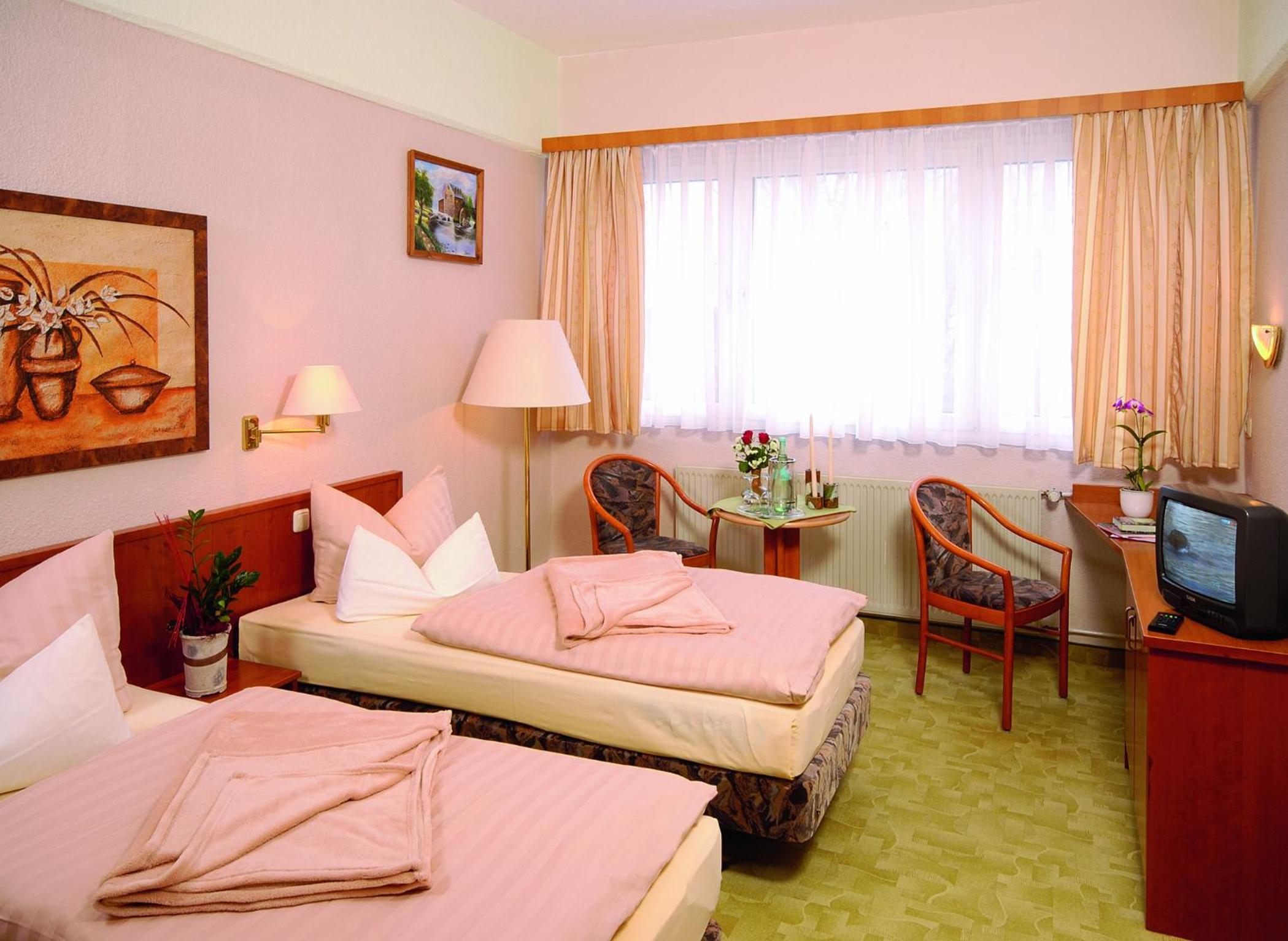 Double Room - Photo 3