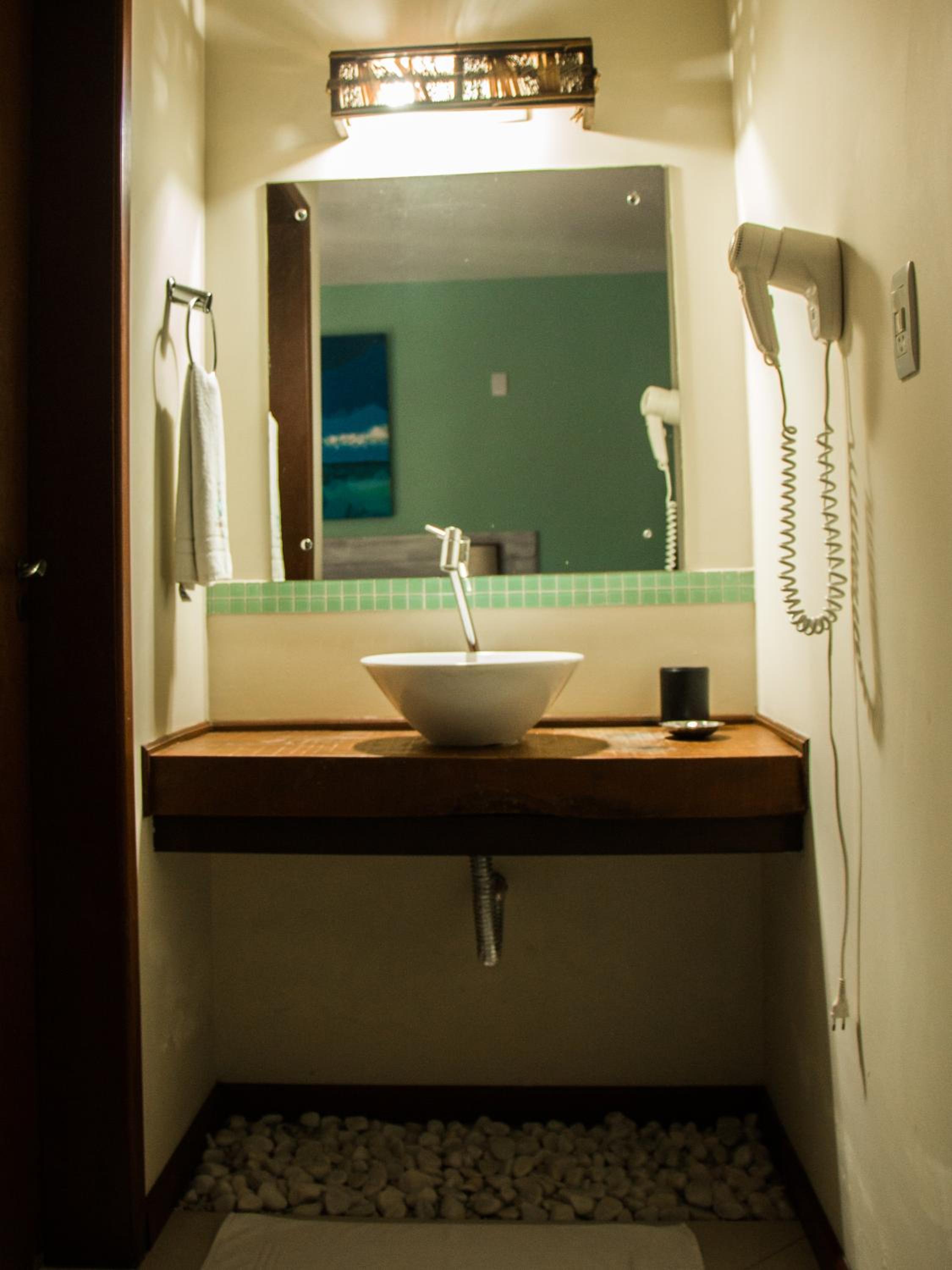 Suite with Hot Tub photo 3