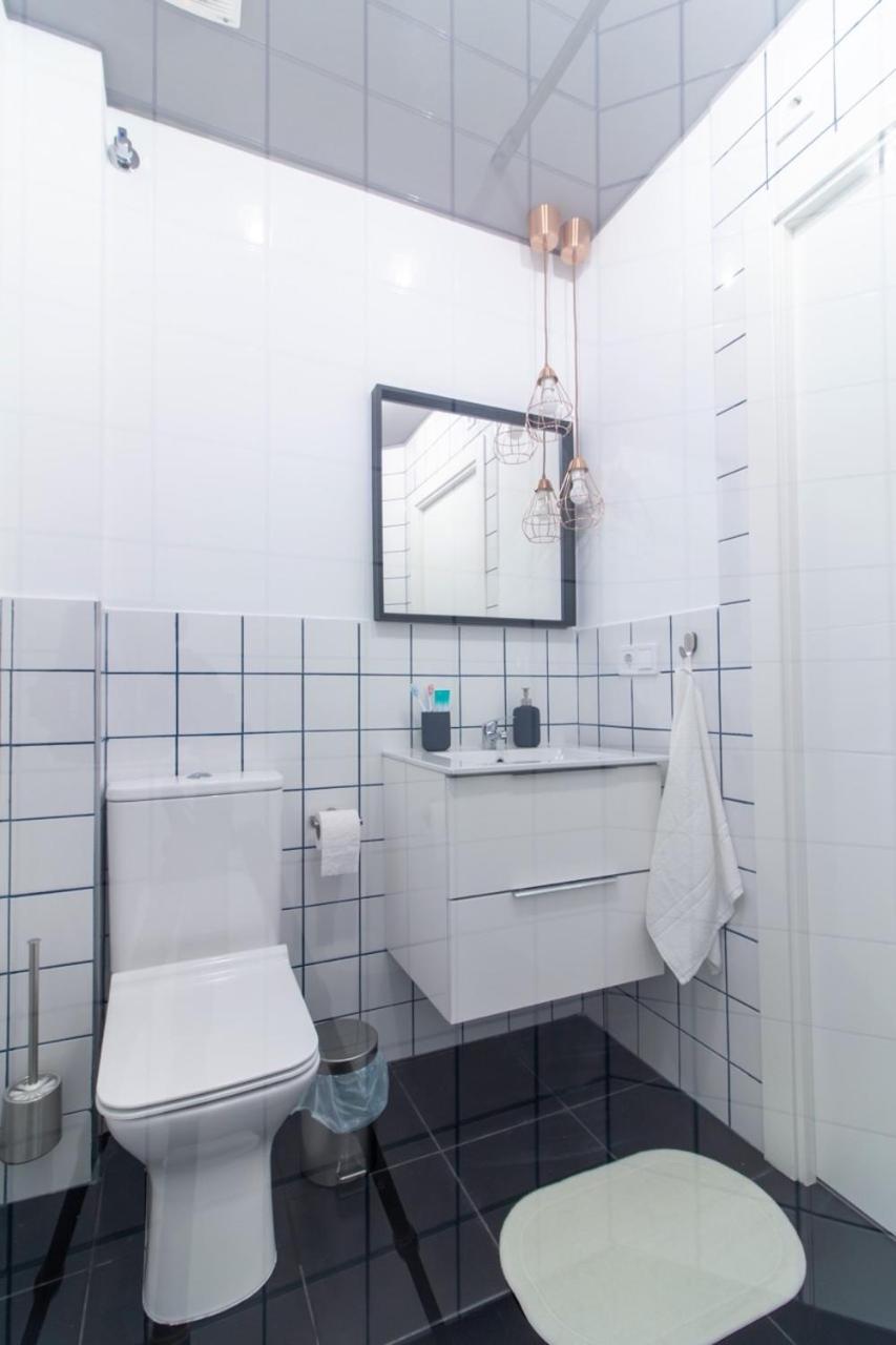 Studio Apartment - Photo 9