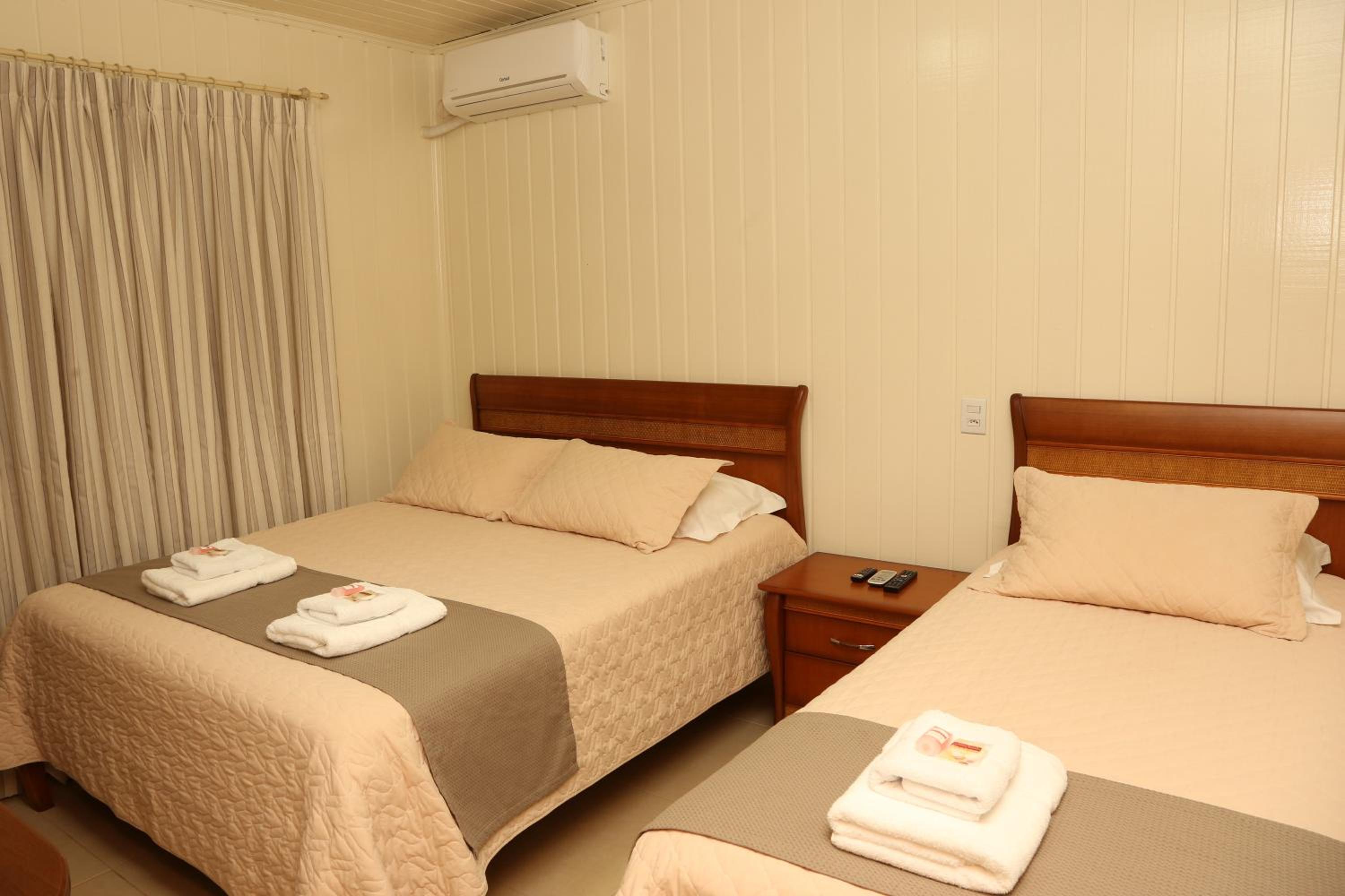 One-Bedroom House photo 1
