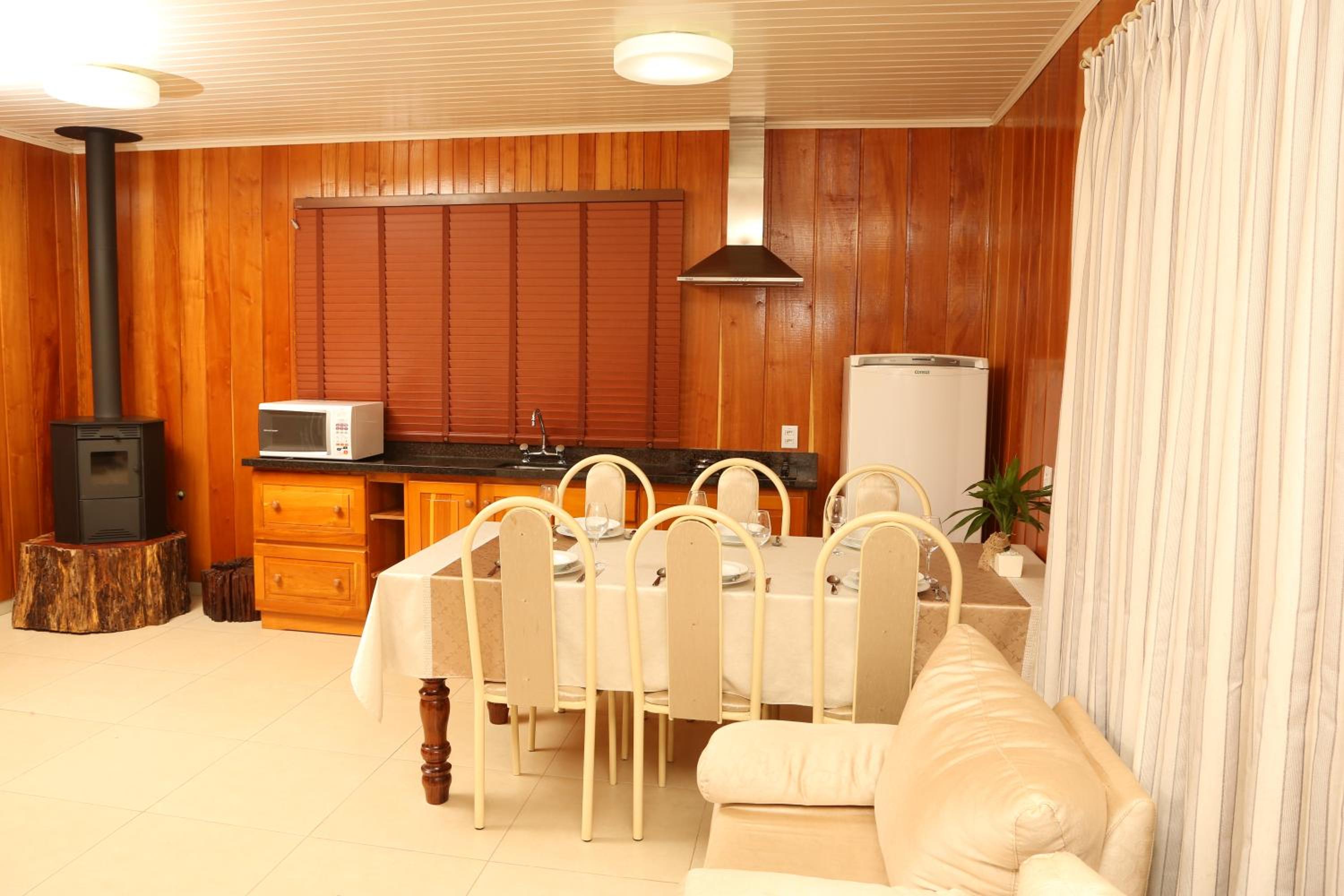 One-Bedroom House photo 2