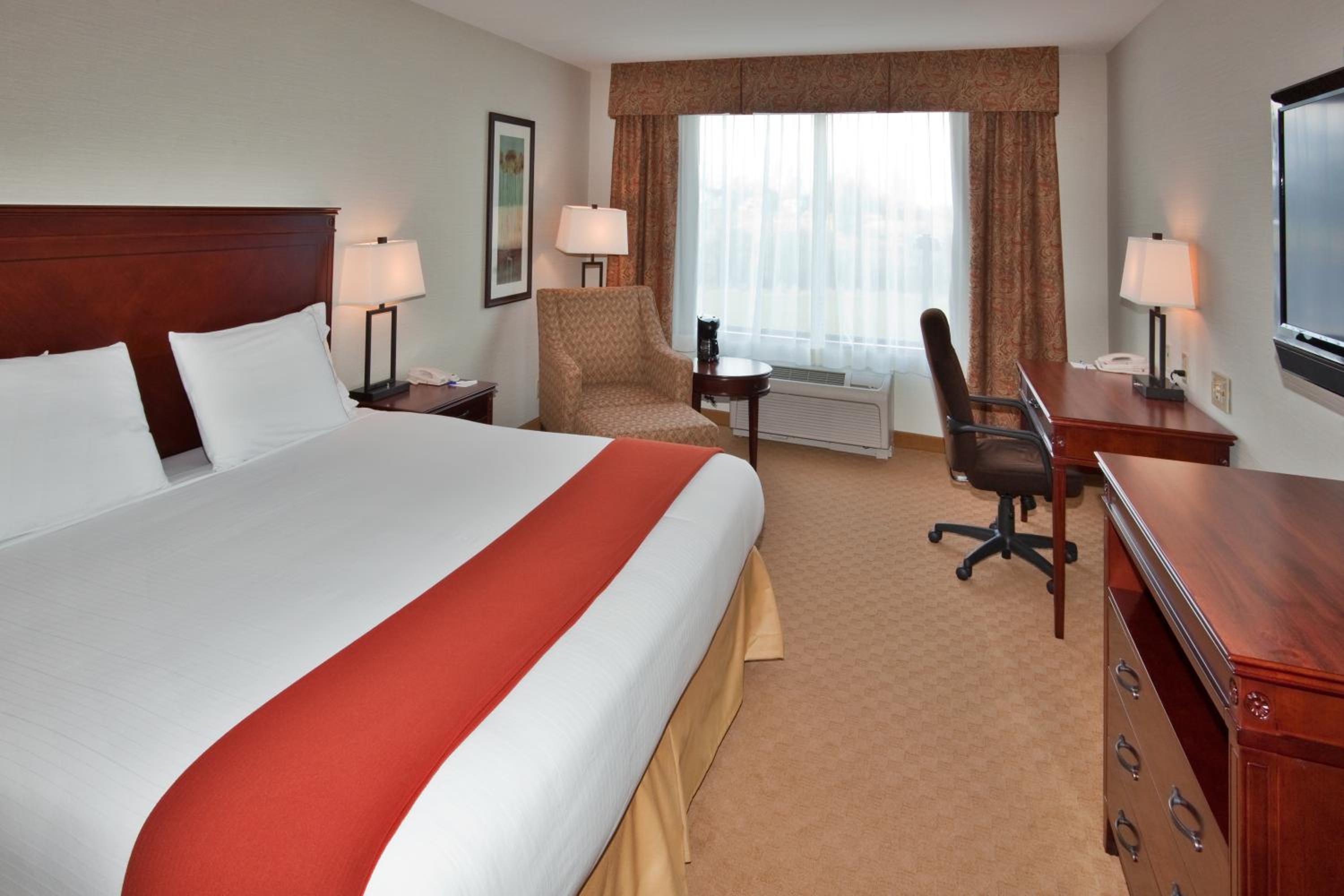 King Suite - Photo 1