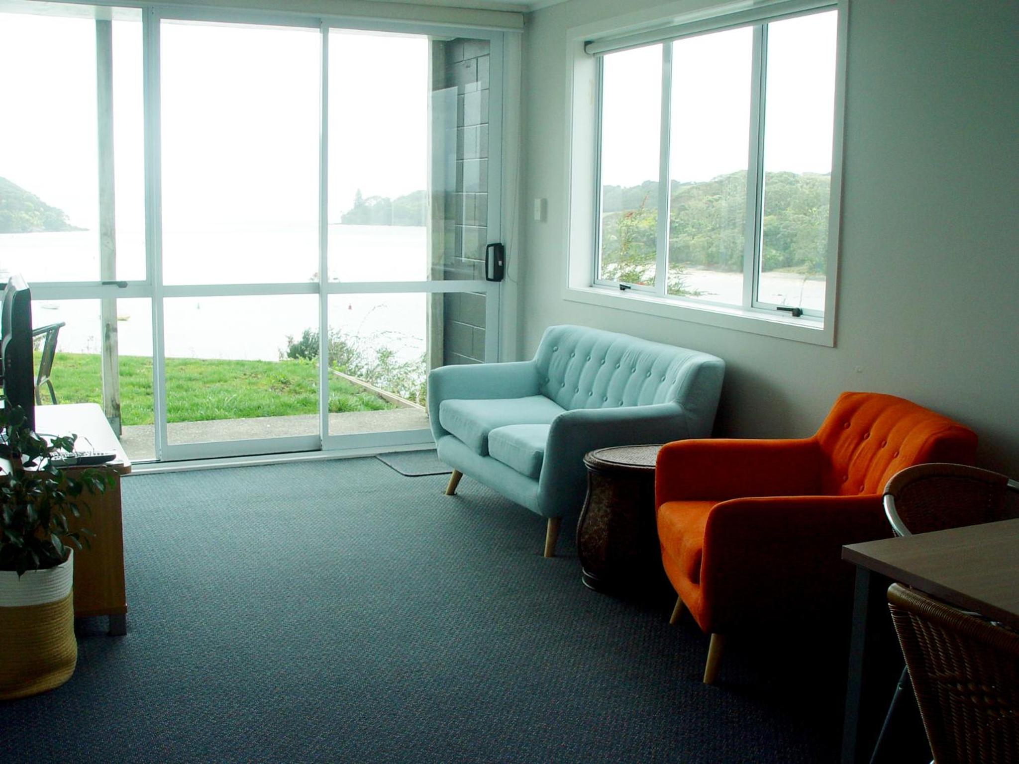 One-Bedroom Apartment with Sea View photo 1
