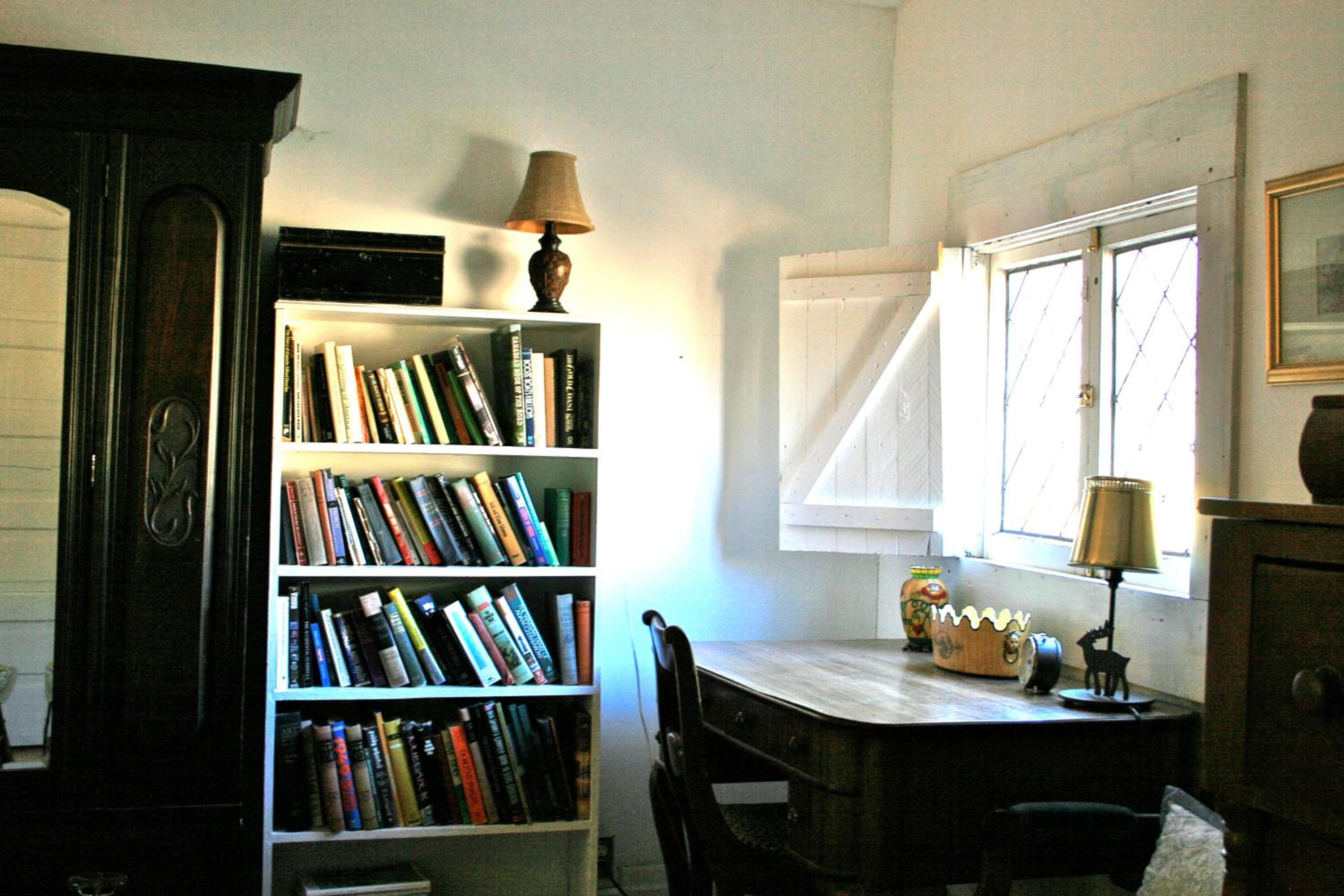 Queen and Twin Room  photo 2