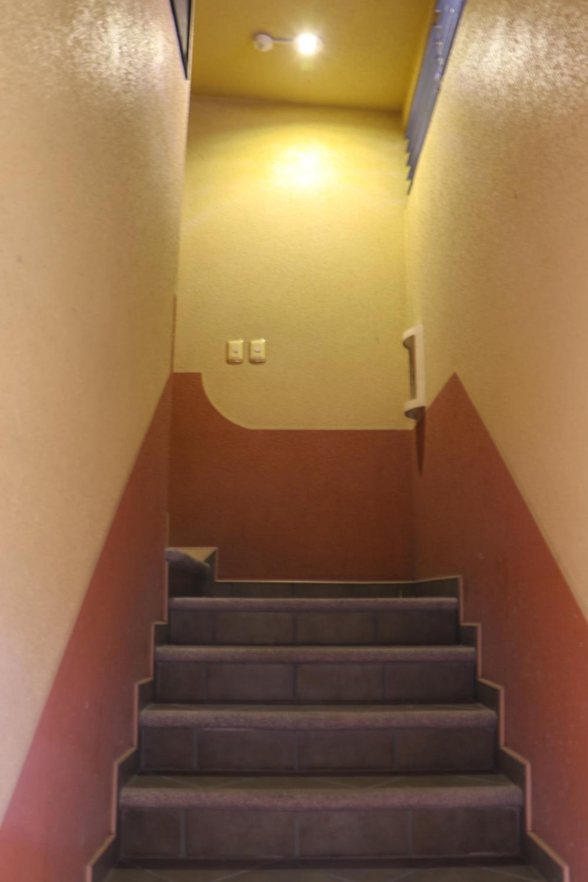 Standard King Room - Photo 6