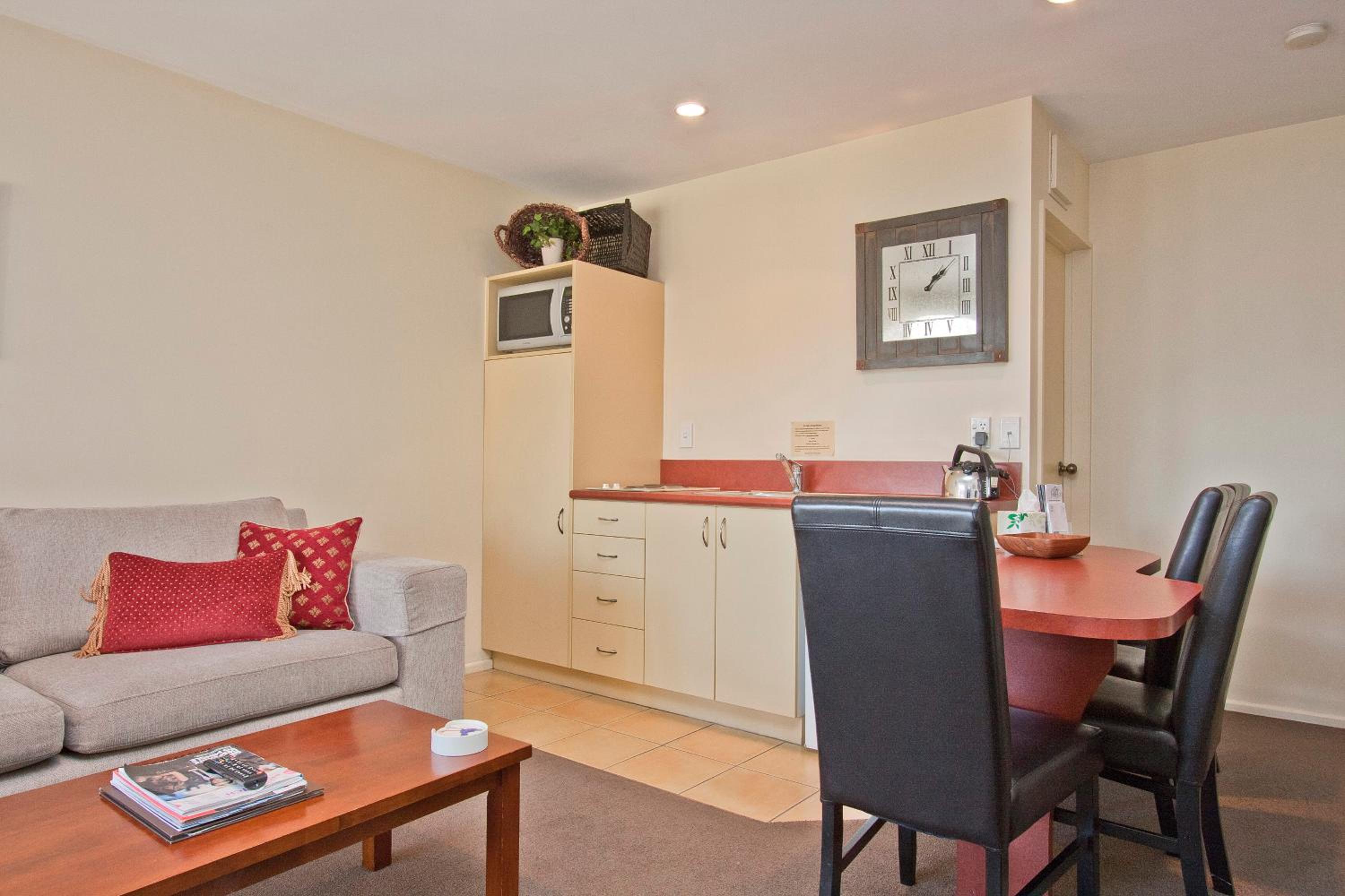 Two-Bedroom Apartment - Photo 1