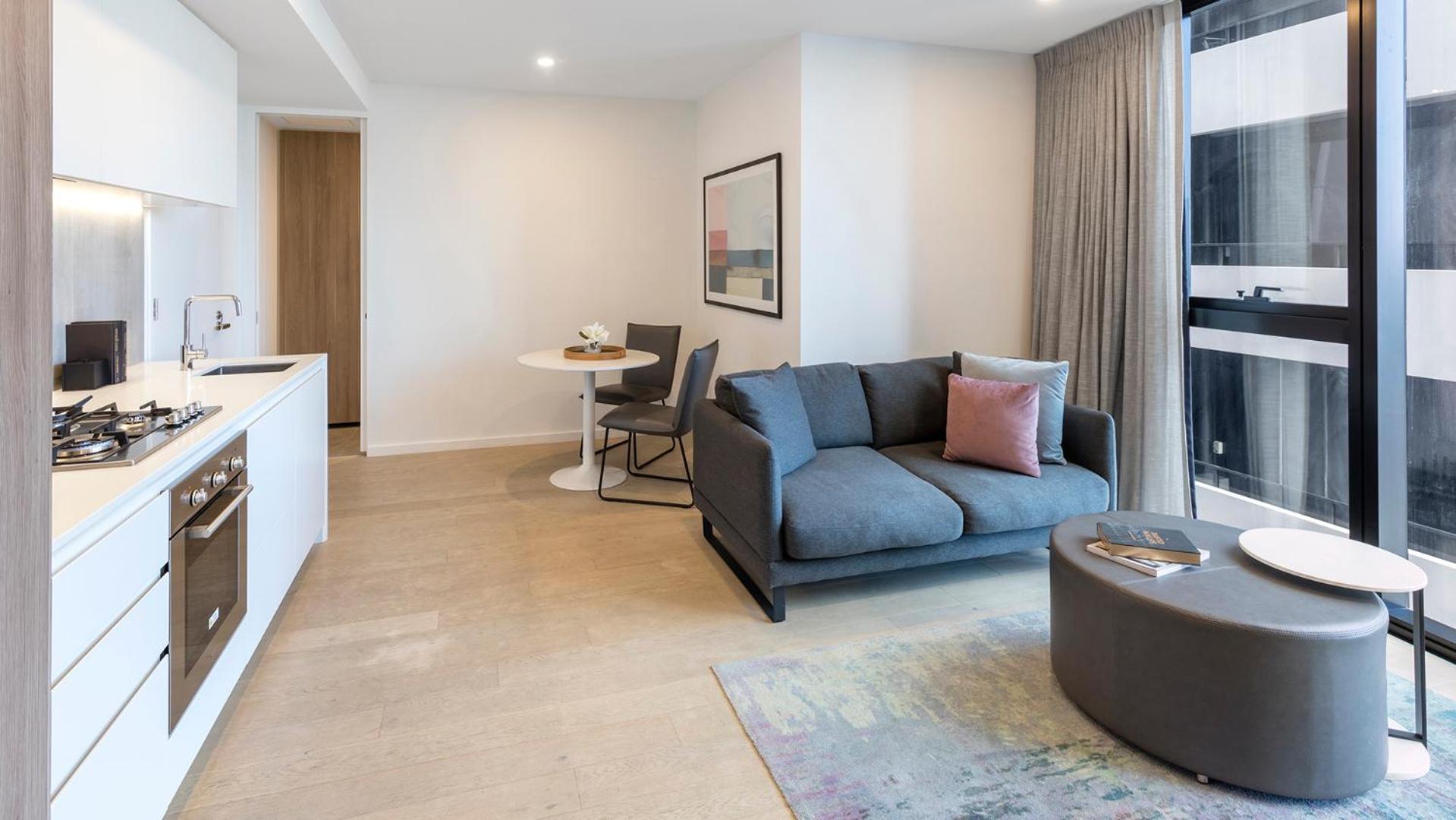 One-Bedroom Suite - No Housekeeping photo 3